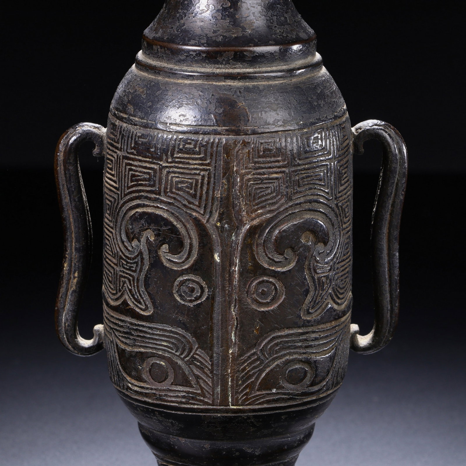 A COPPER BEAST VASE - 3