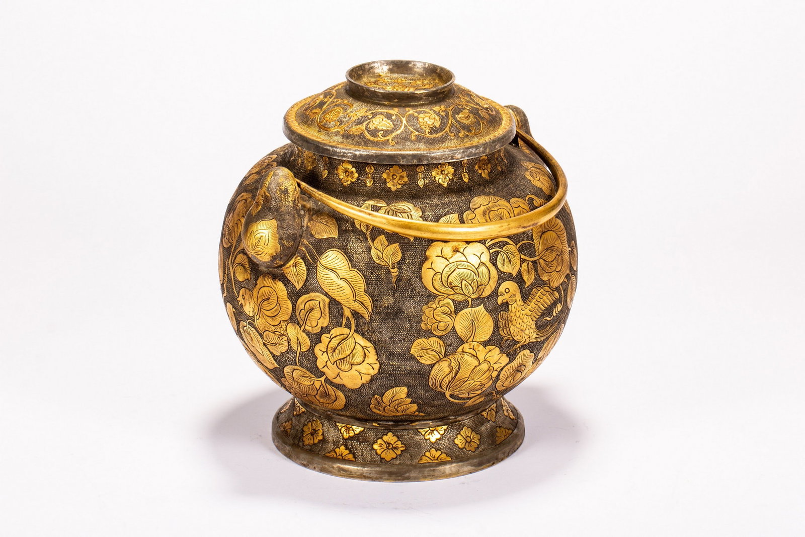 A COPPER GILDED POT - 5