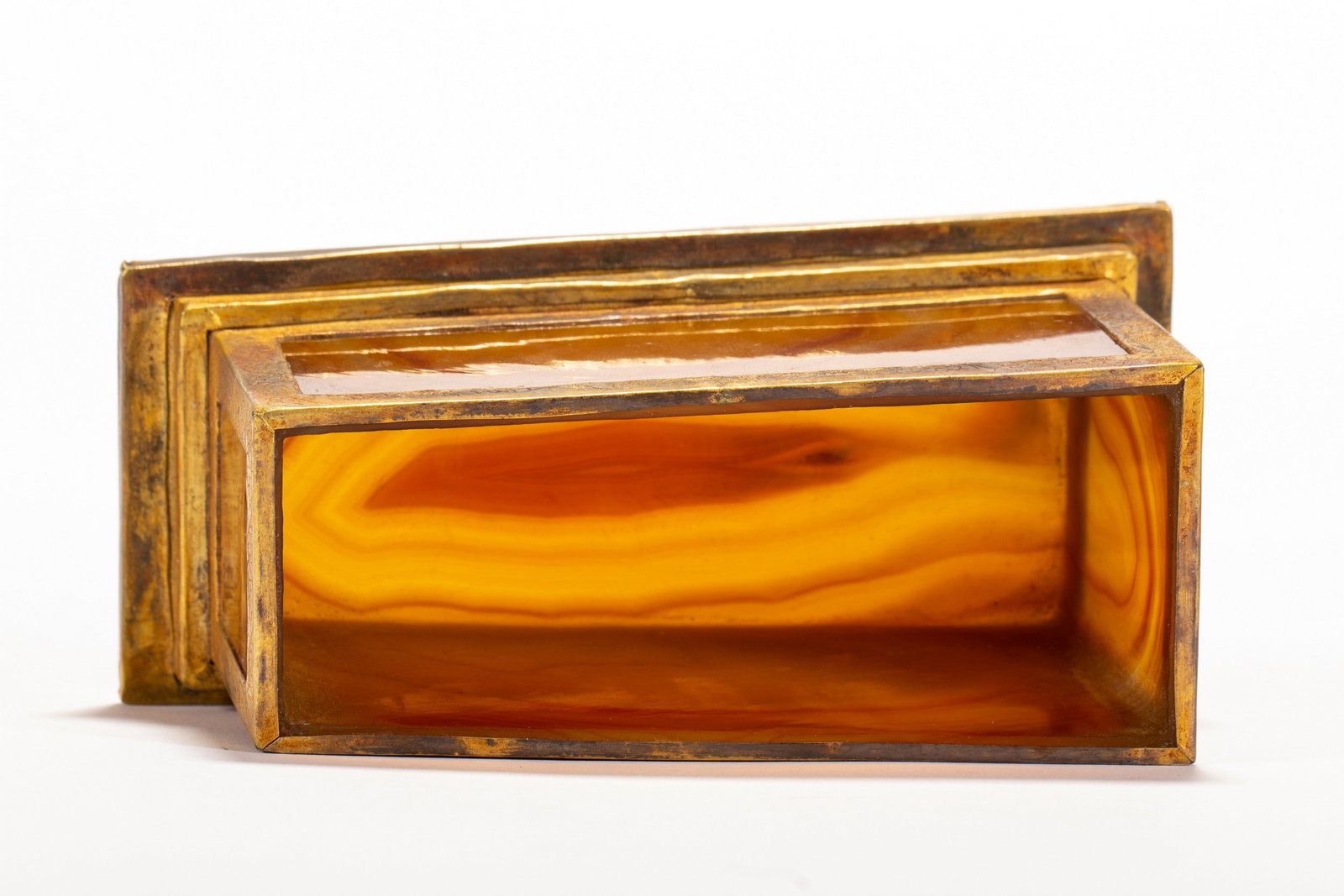 A AGATE - 8