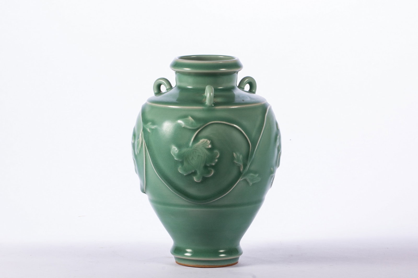 A LONGQUAN VASE - 2