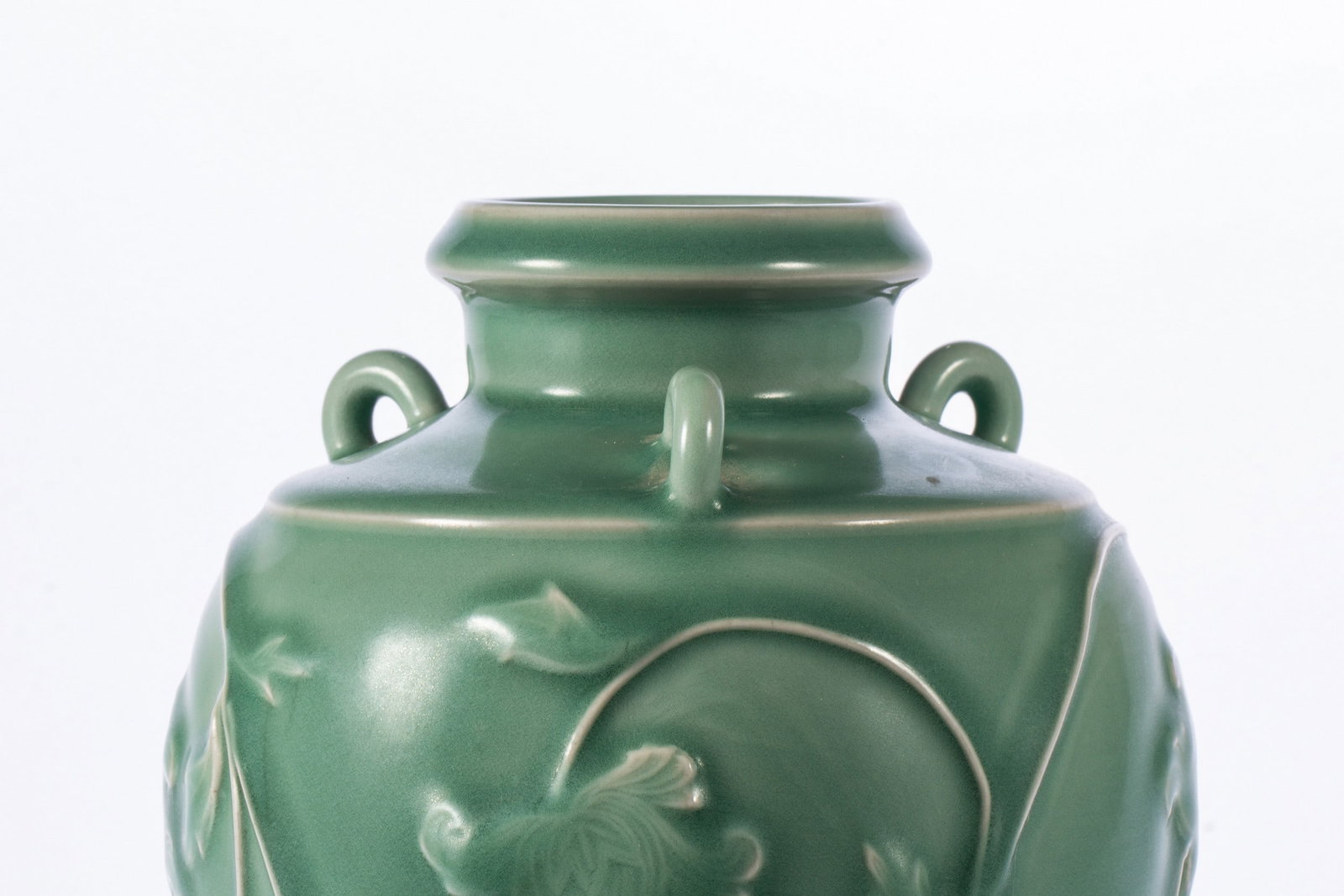 A LONGQUAN VASE - 3