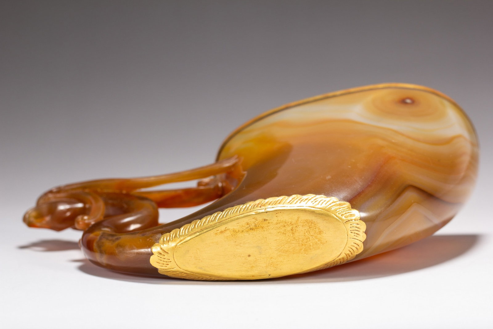 A AGATE CUP - 9
