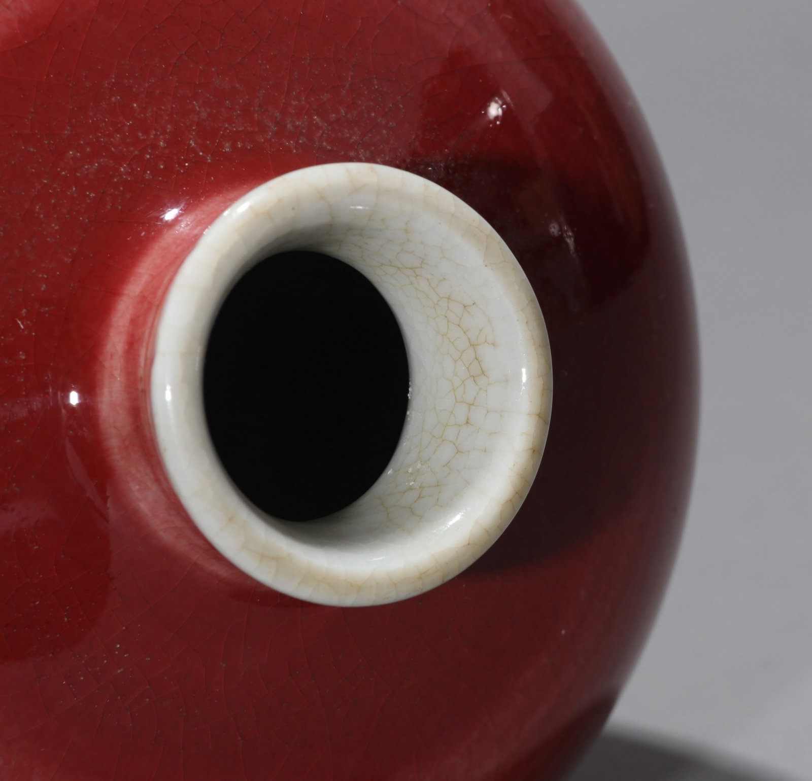 A RED GLAZED MEIPING - 11