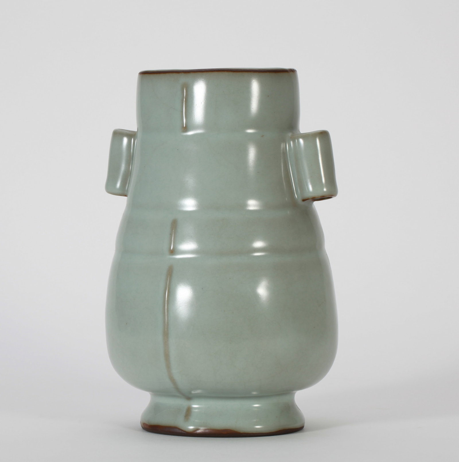 A GUAN VASE - 8
