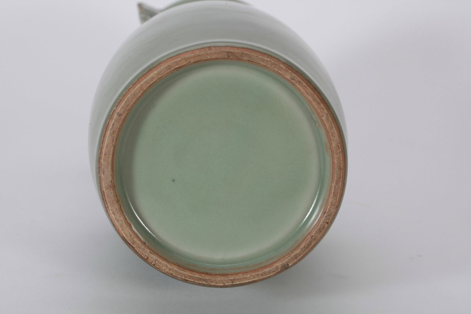 A LONGQUAN VASE - 4