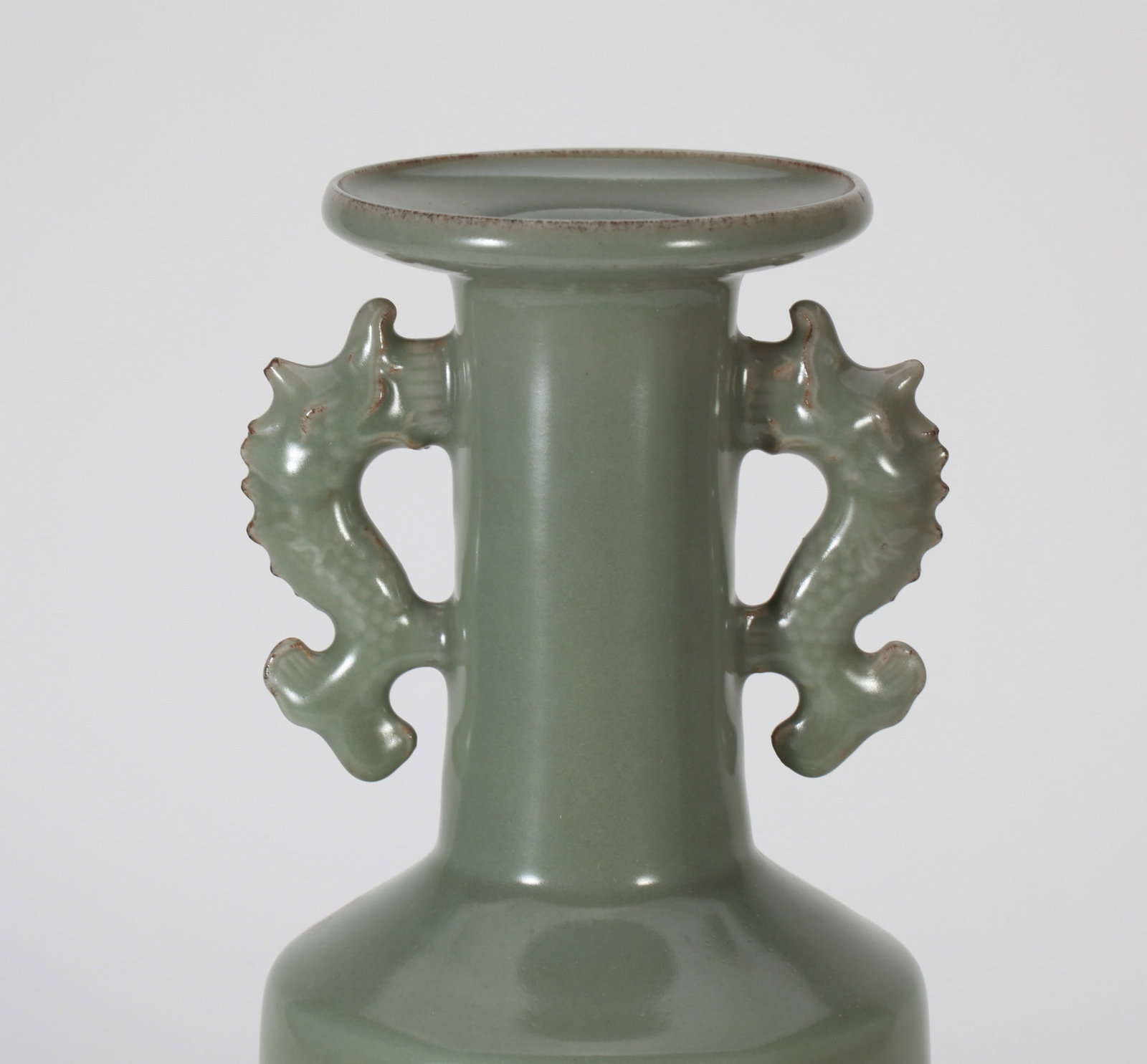 A LONGQUAN VASE - 6