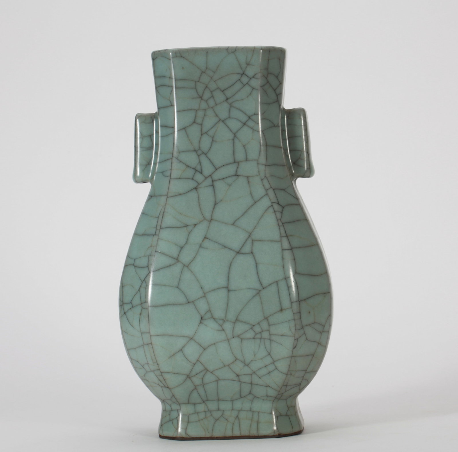 A GUAN VASE - 7
