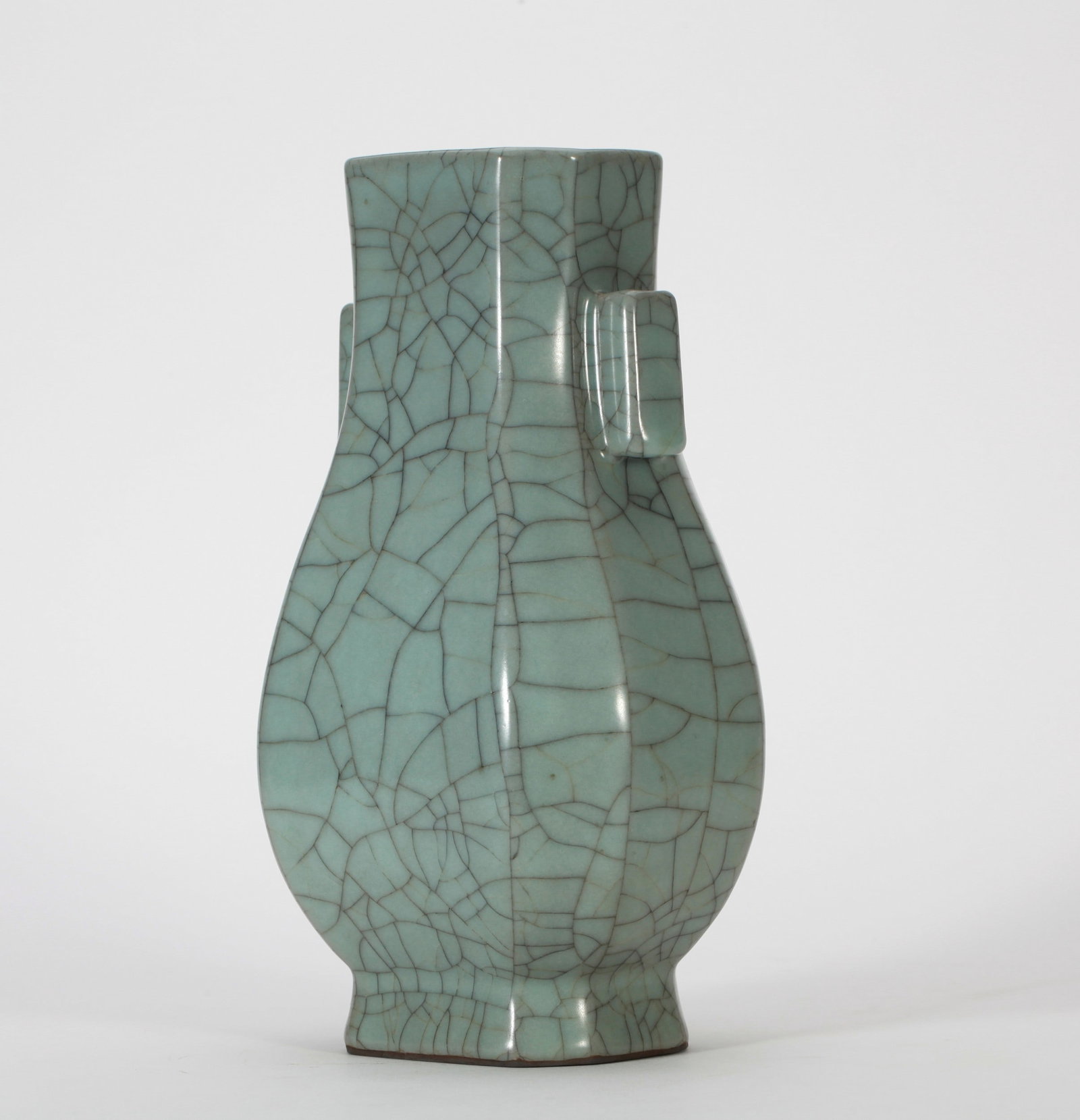 A GUAN VASE - 8