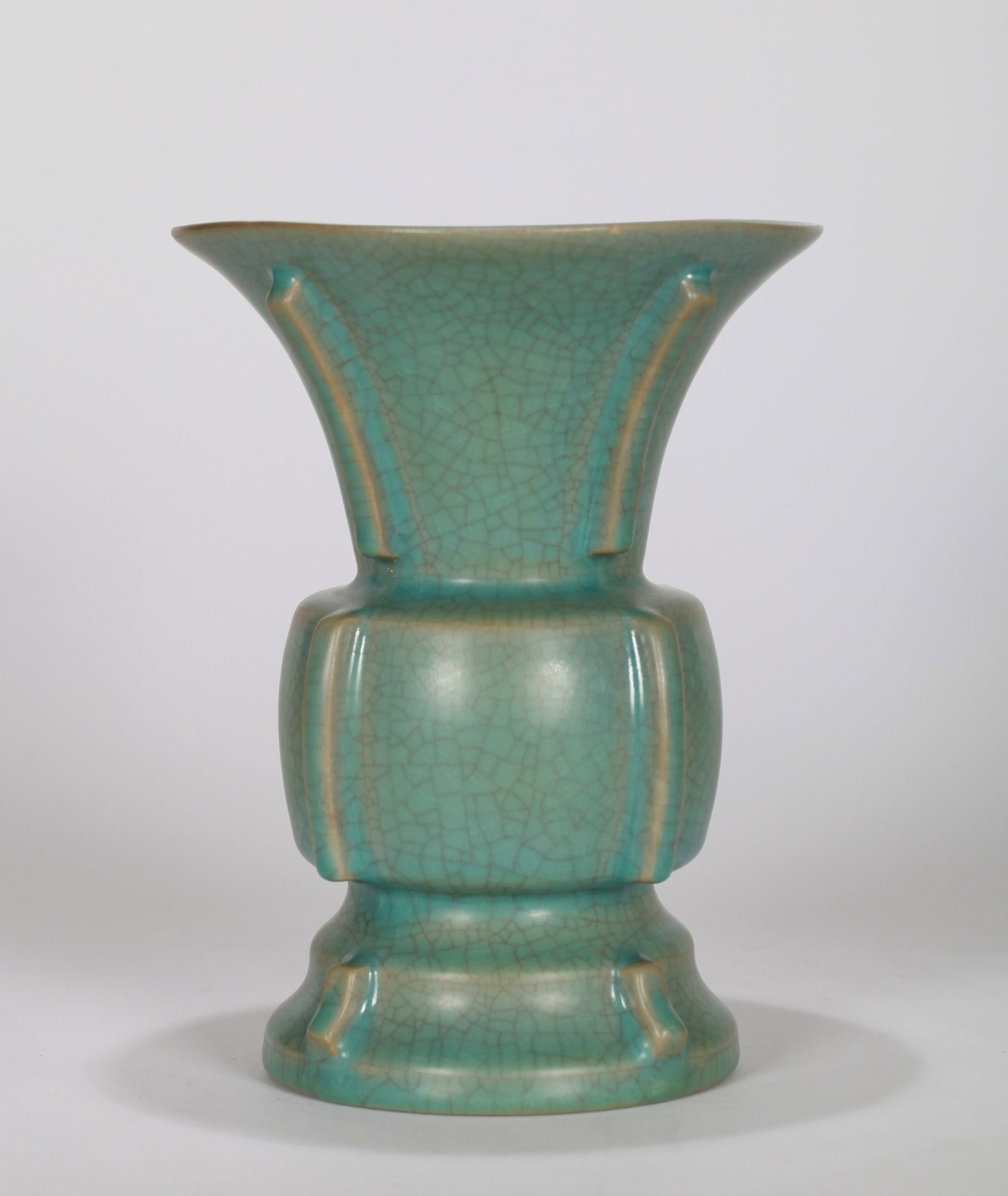 A RU VASE - 3