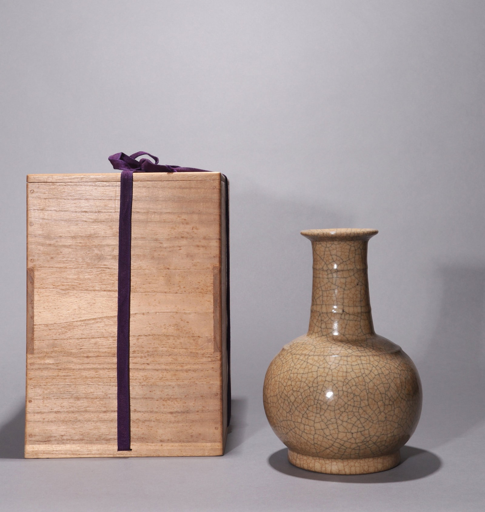 A GE VASE - 2