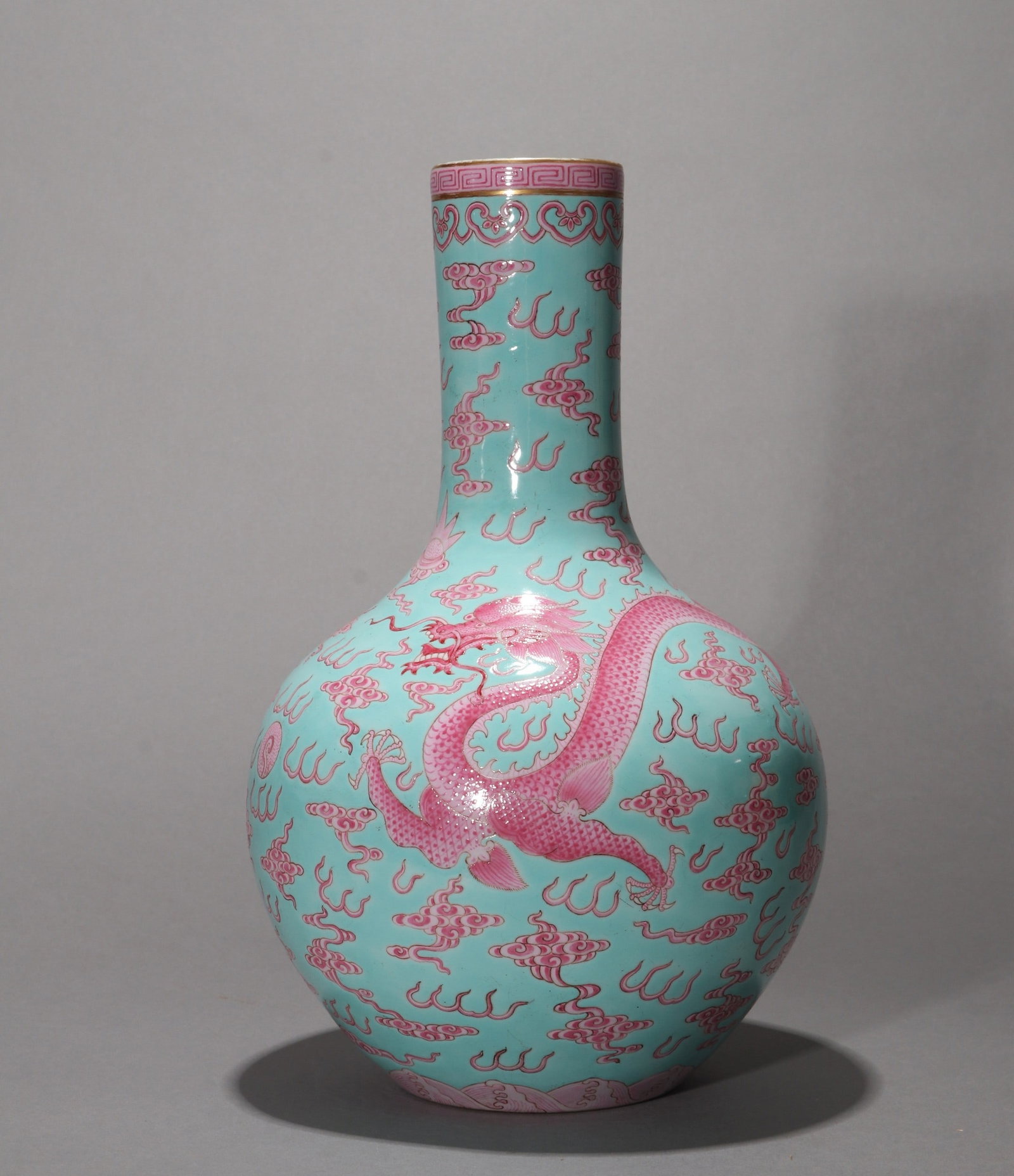 A TURQUOISE-GROUND RUBY ENAMEL DRAGON VASE - 2