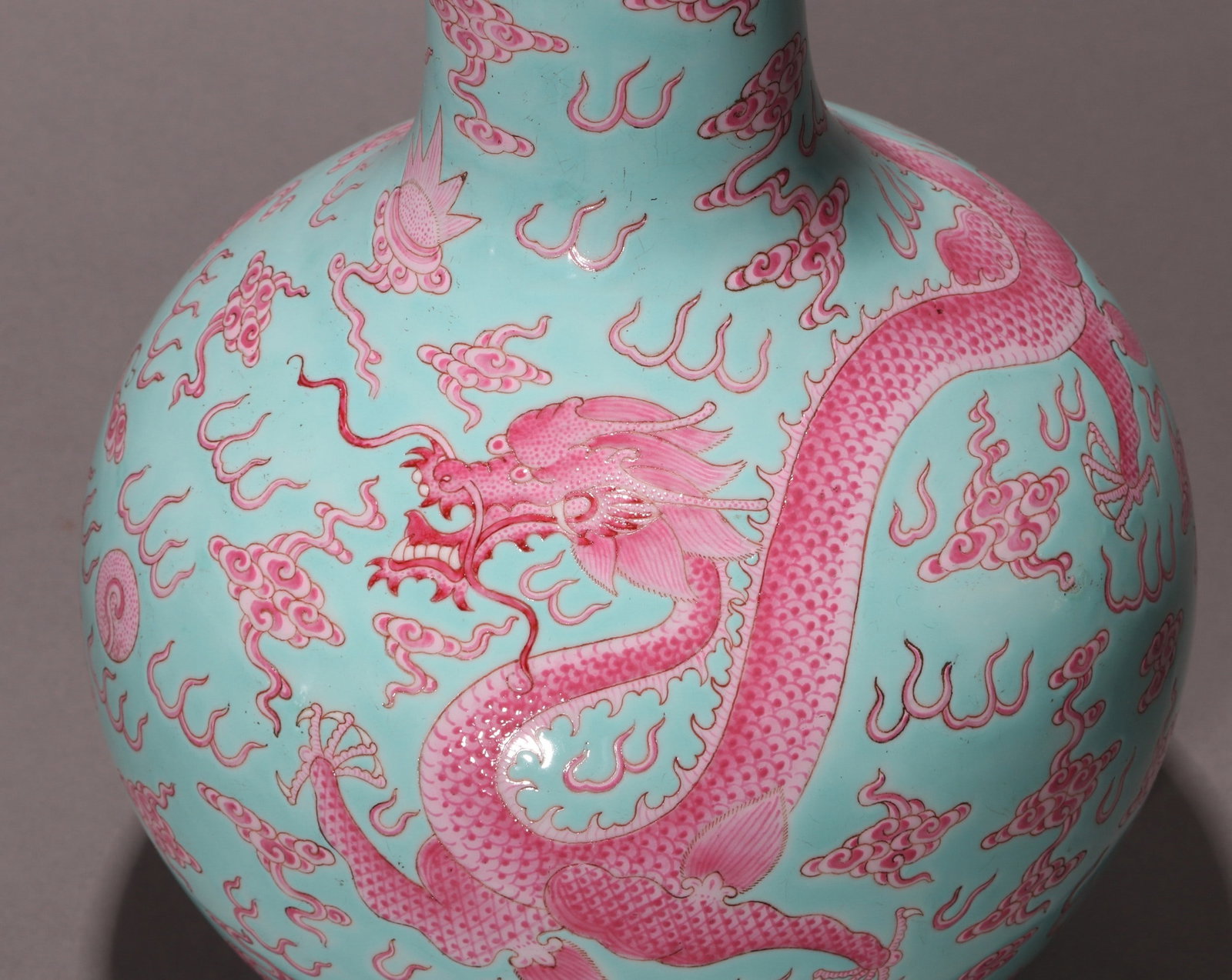 A TURQUOISE-GROUND RUBY ENAMEL DRAGON VASE - 4