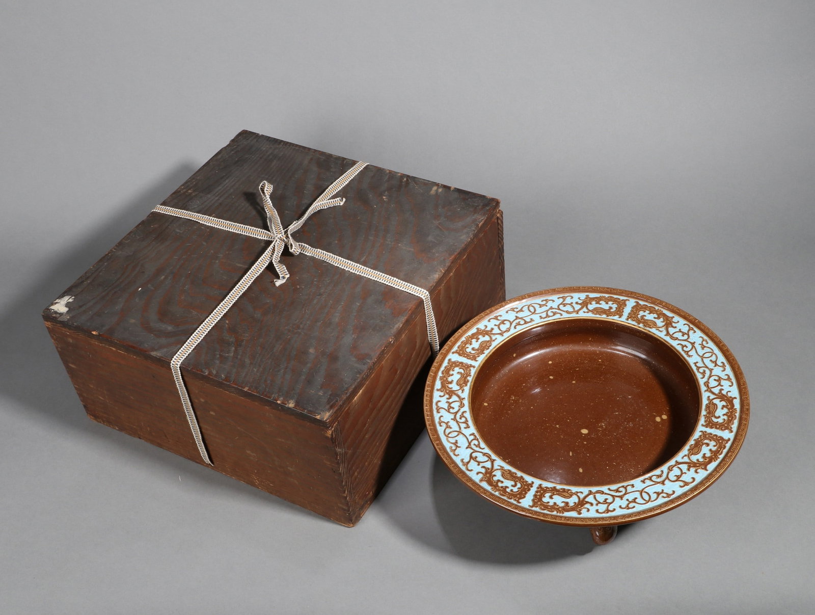 A COPPER-GROUND TRIPOD INCENSE BURNER (1 of 9)