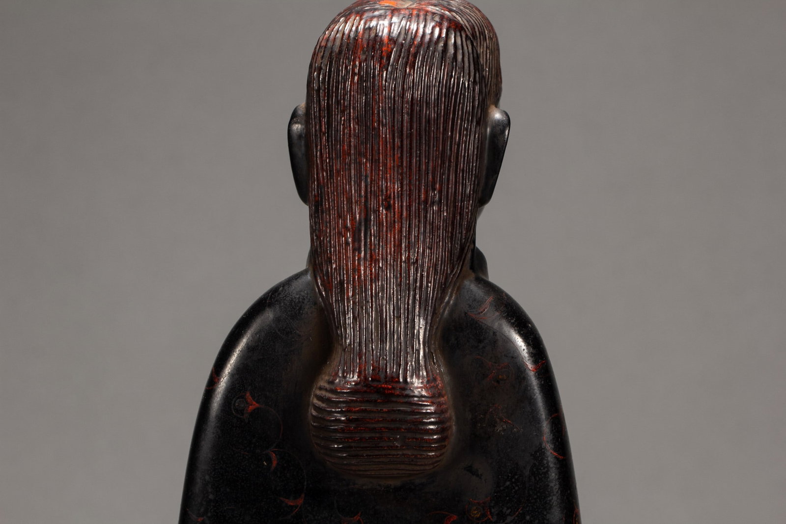 A LACQUERWARE FIGURES - 7