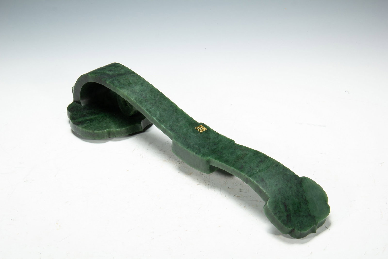 A JADE RUYI - 8