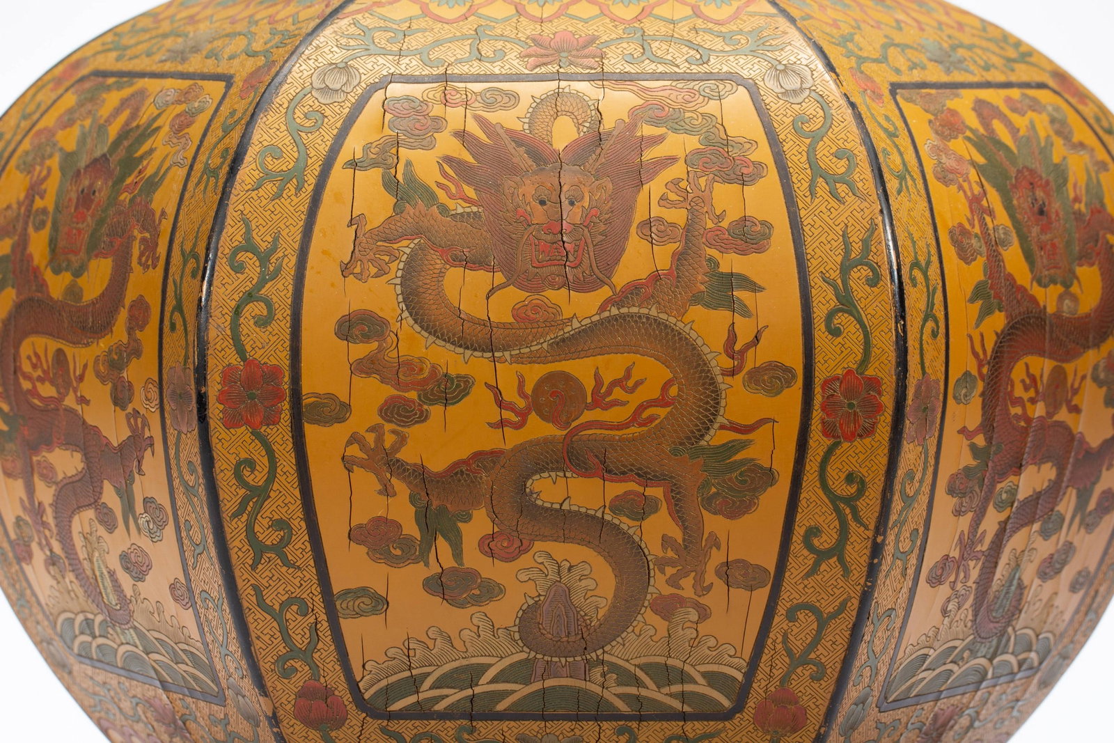 A LACQUER CARVED DRAGON PATTERNED BOTTLE - 2
