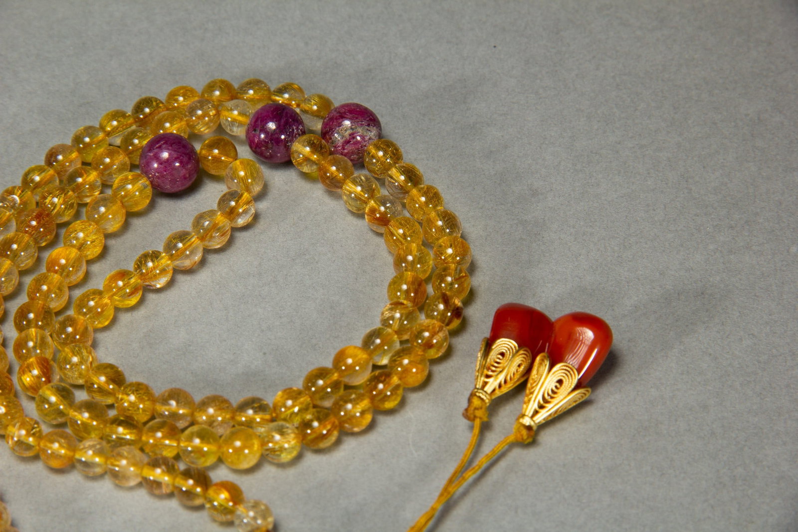 A CRYSTAL BUDDHA BEAD - 4