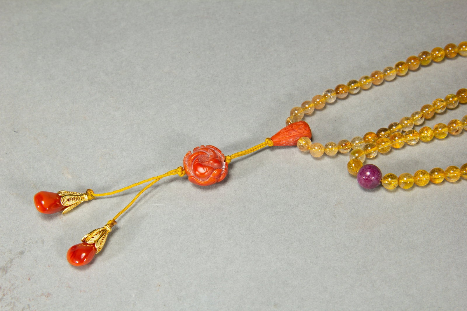 A CRYSTAL BUDDHA BEAD - 8