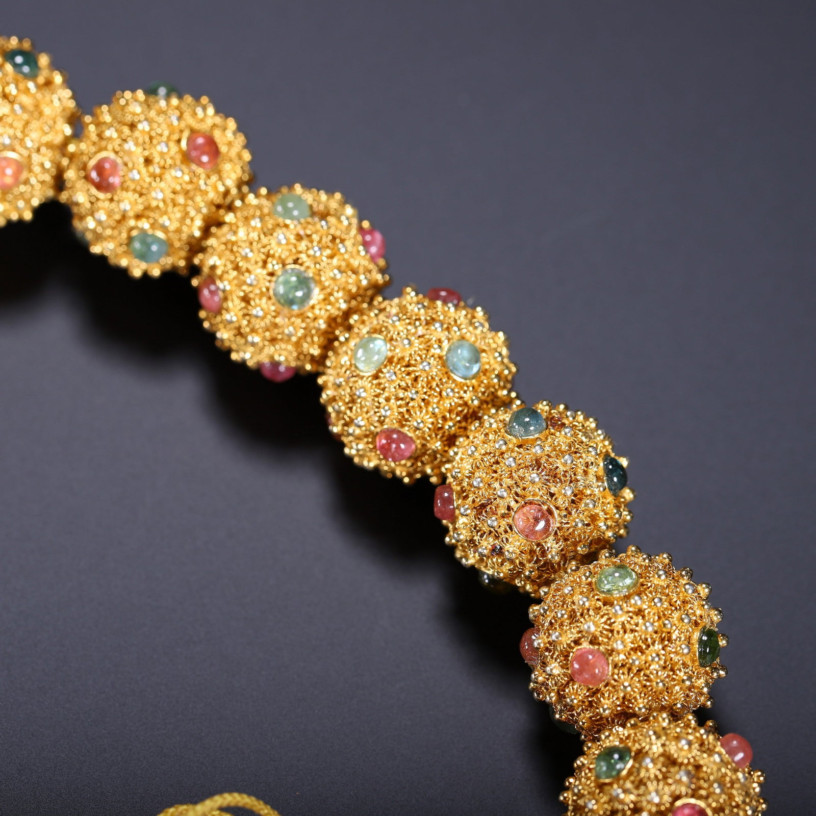 A COPPER GILDED BRACELET - 9