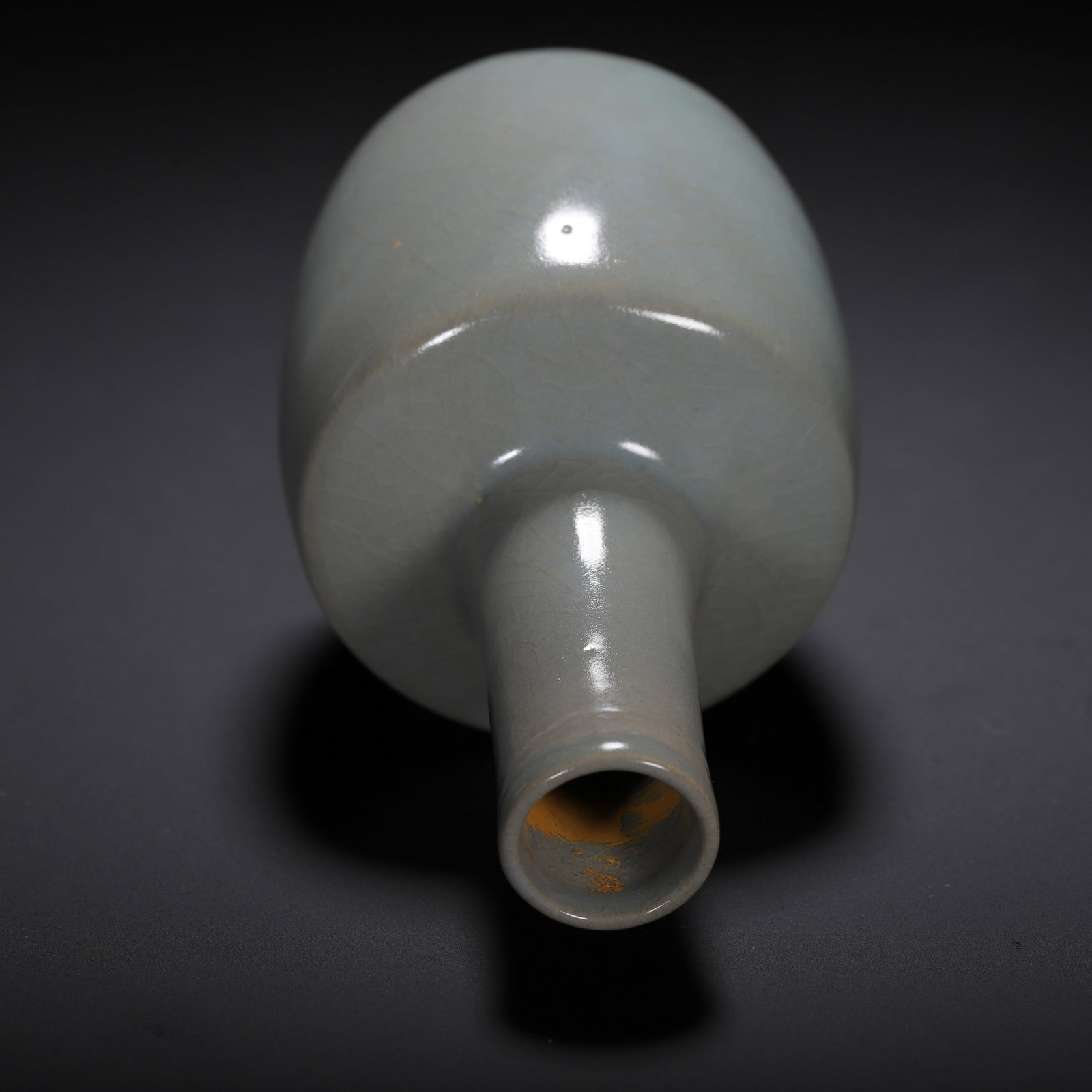 A RU VASE - 8