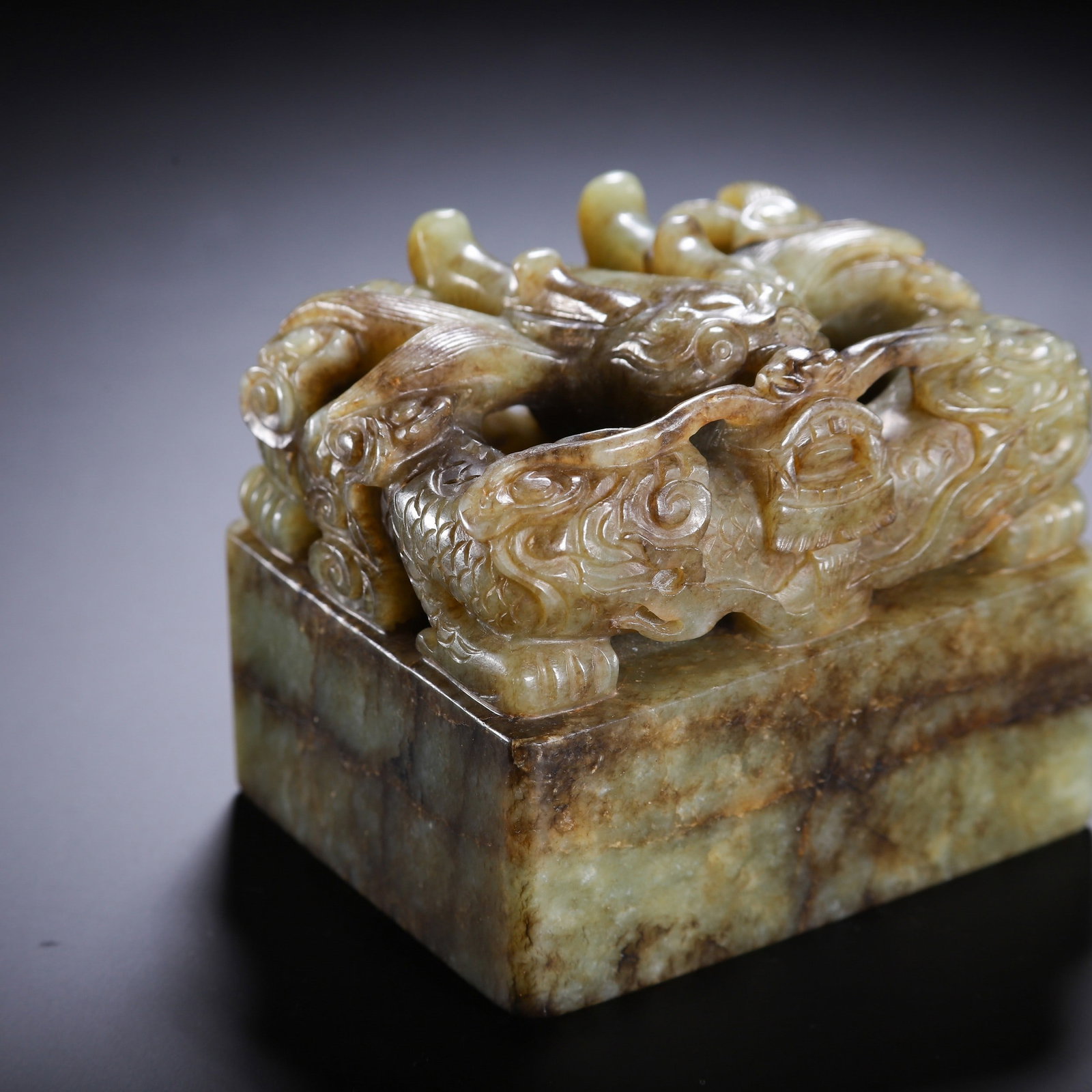 A JADE SEAL - 3