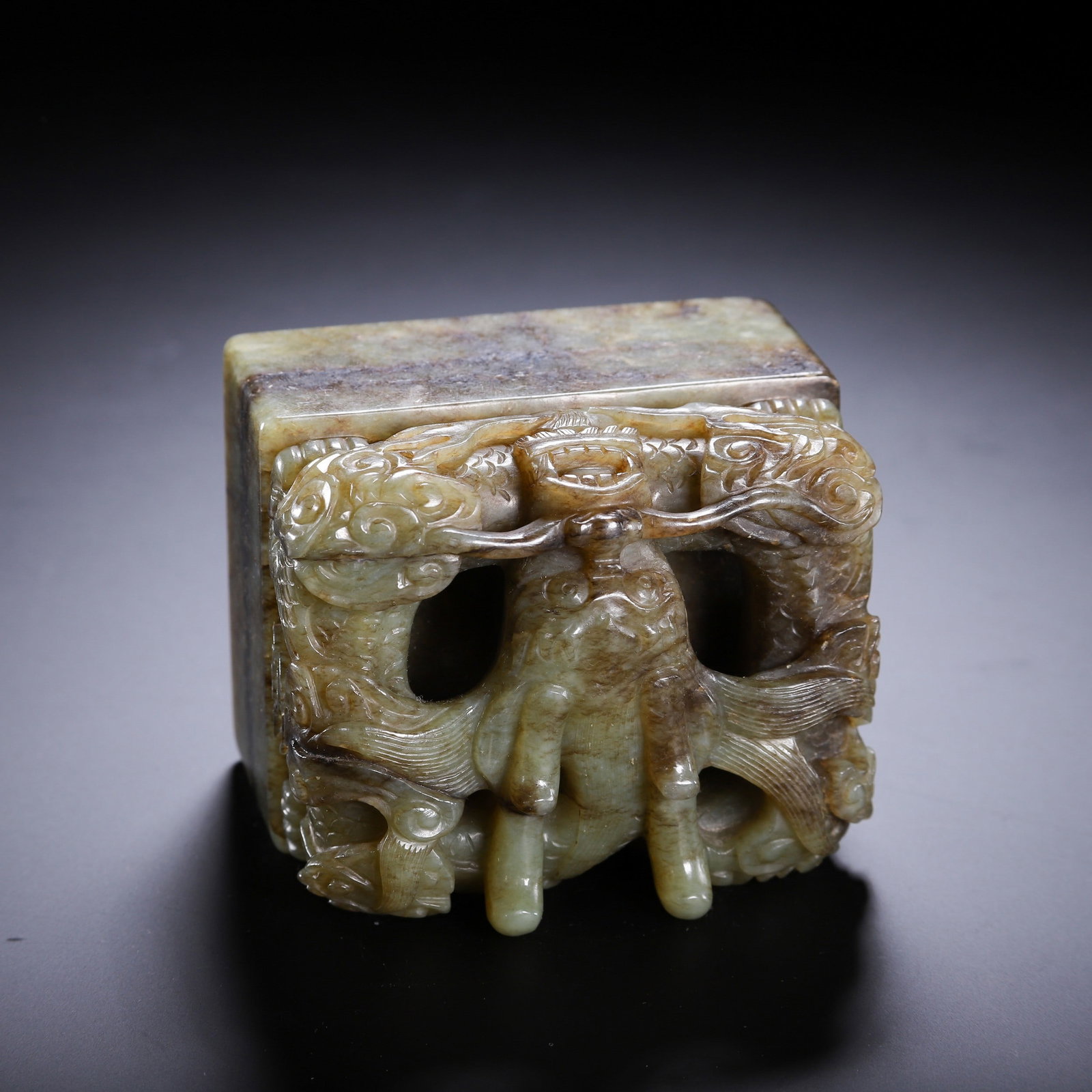 A JADE SEAL - 8