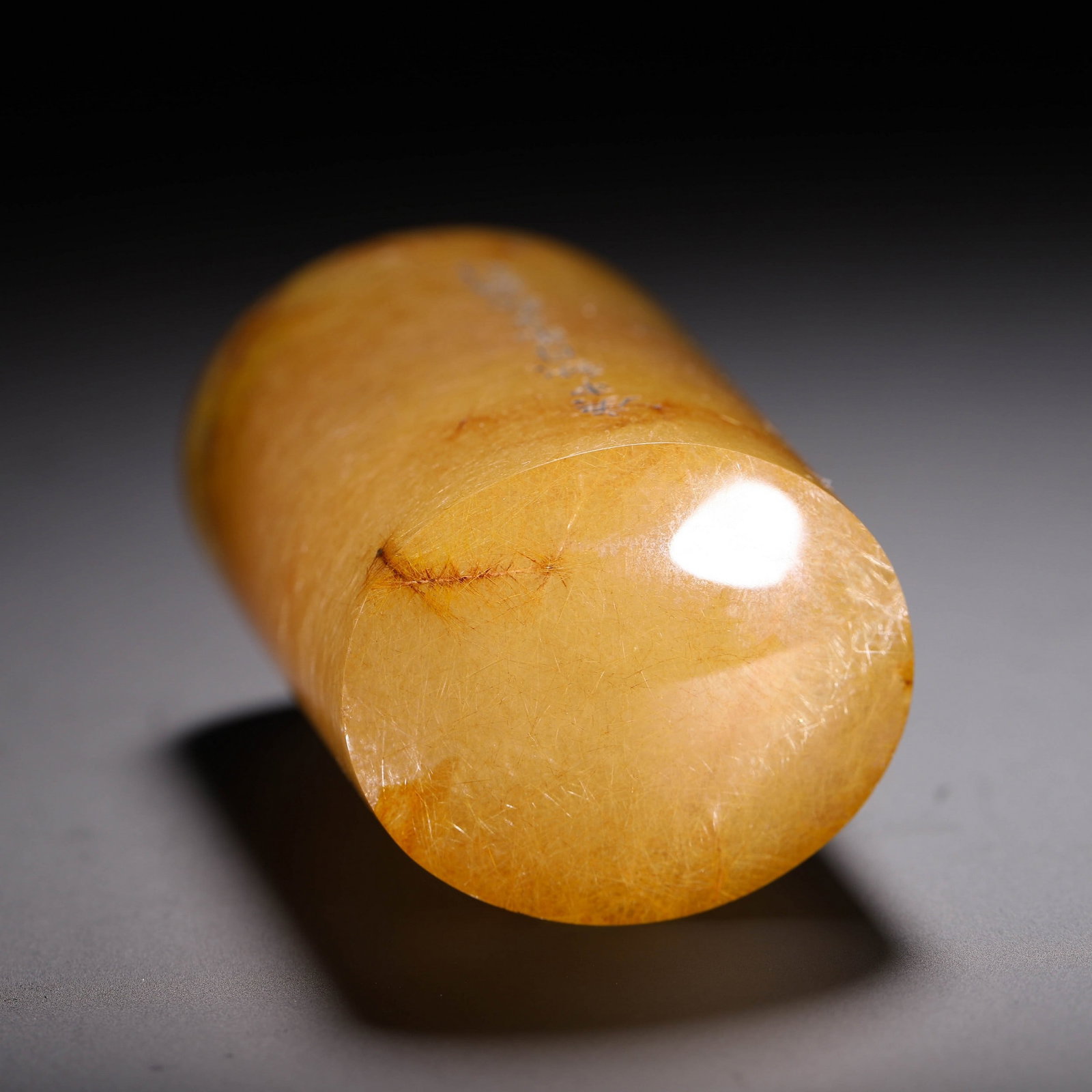A CRYSTAL SEAL - 8