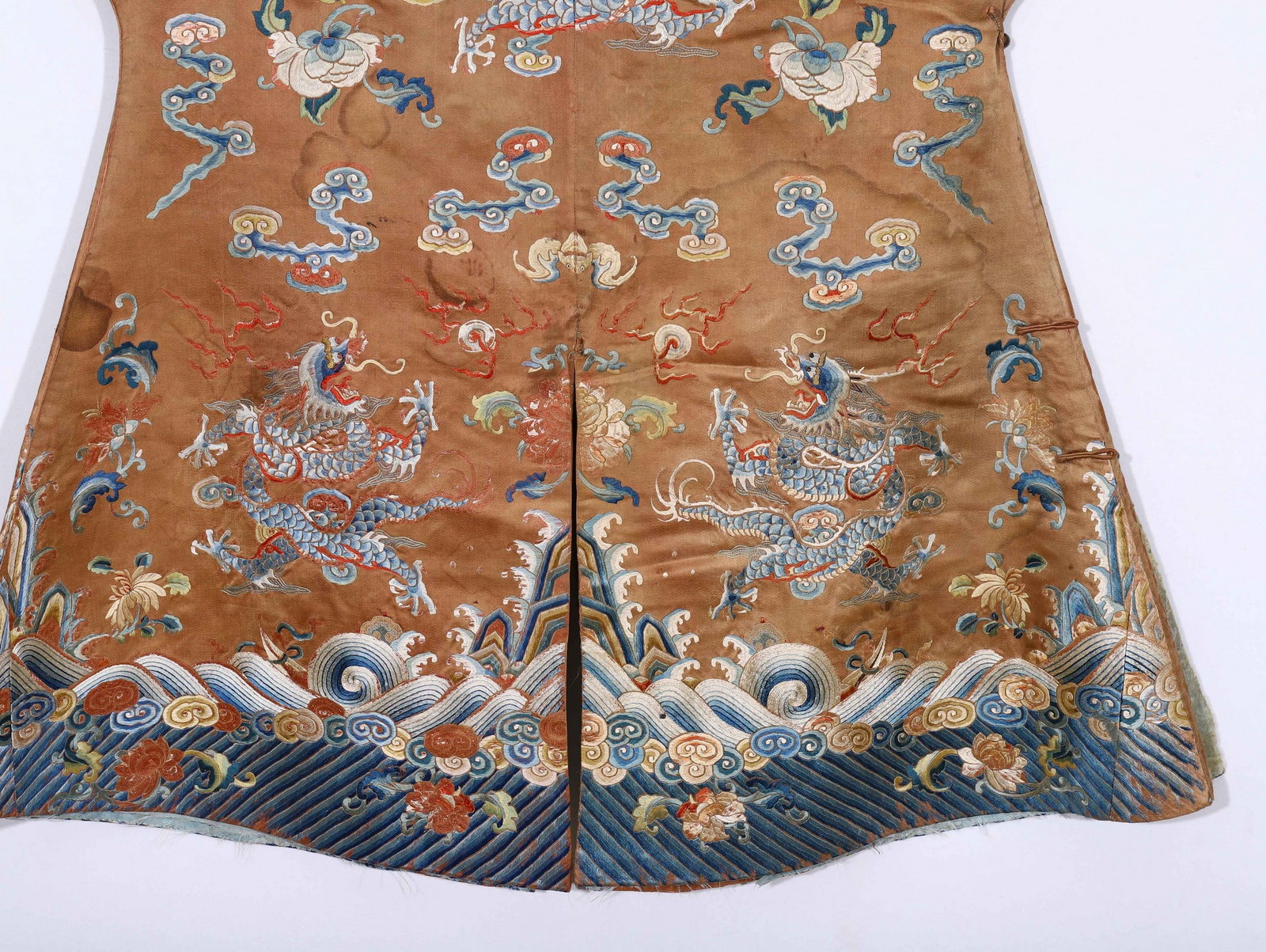A DRAGON ROBE - 9