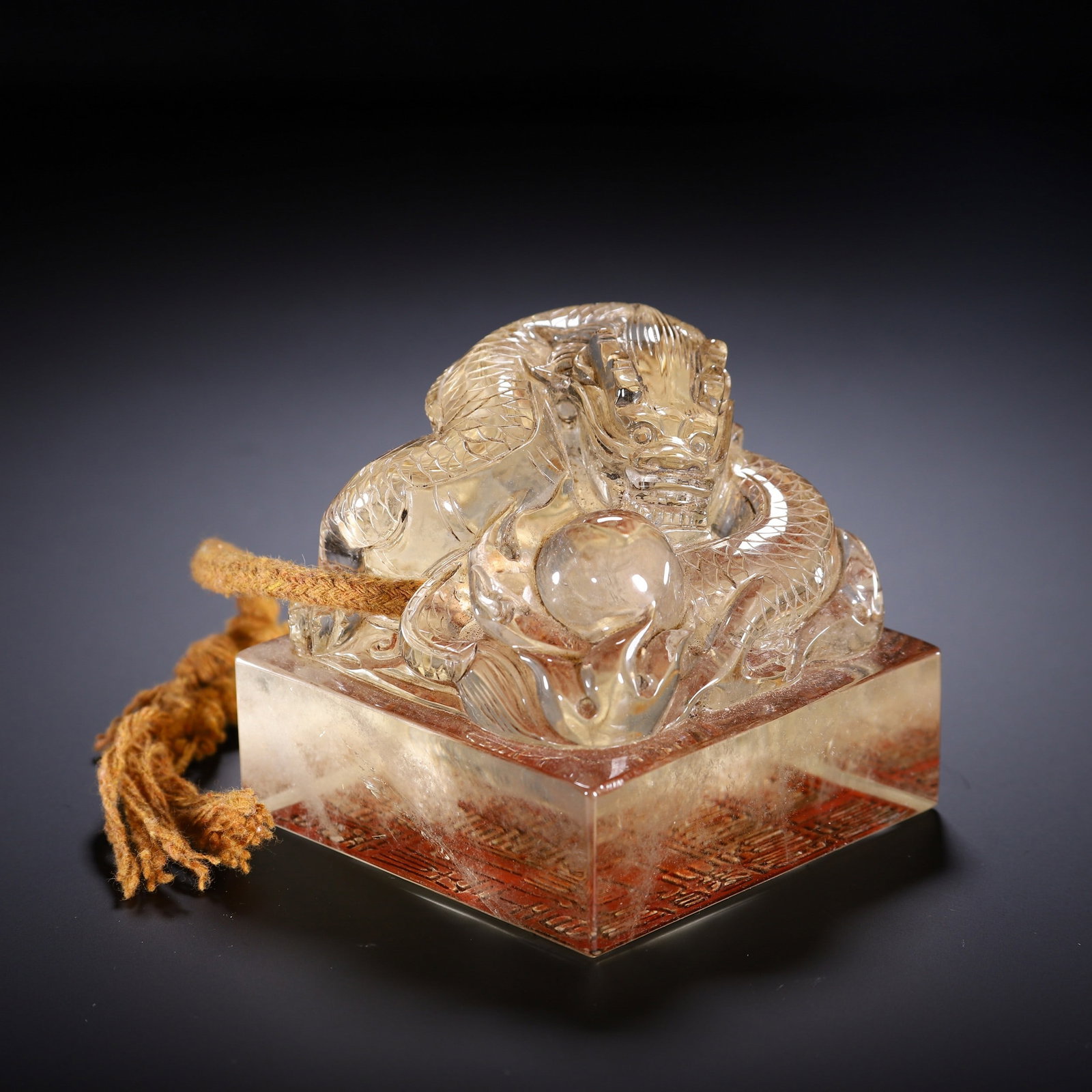 A CRYSTAL SEAL: 清 水晶印章 A crystal seal 7.5×7.5×7.5cm