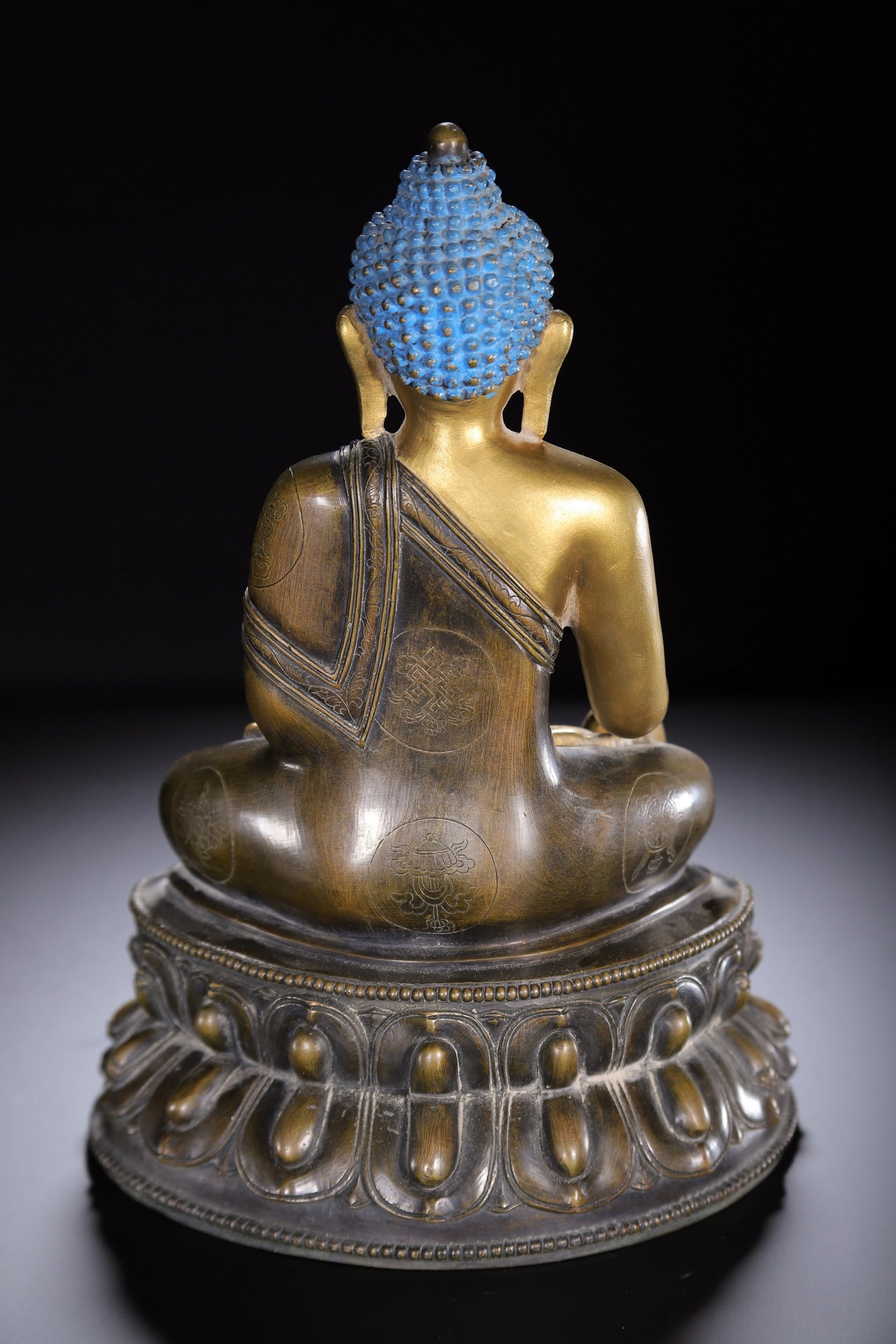 A COPPER BUDDHA STATUE - 7