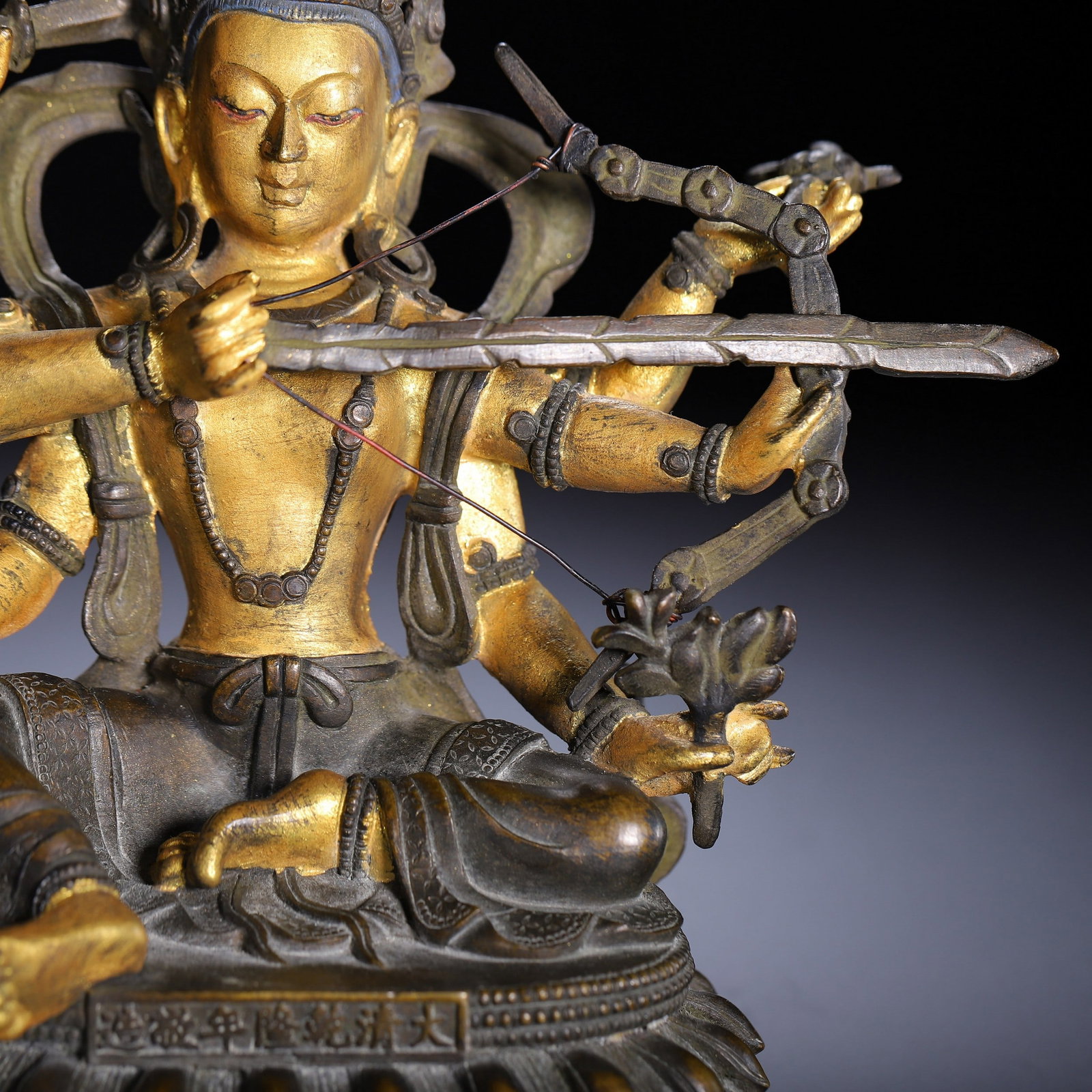 A COPPER BUDDHA STATUE - 3