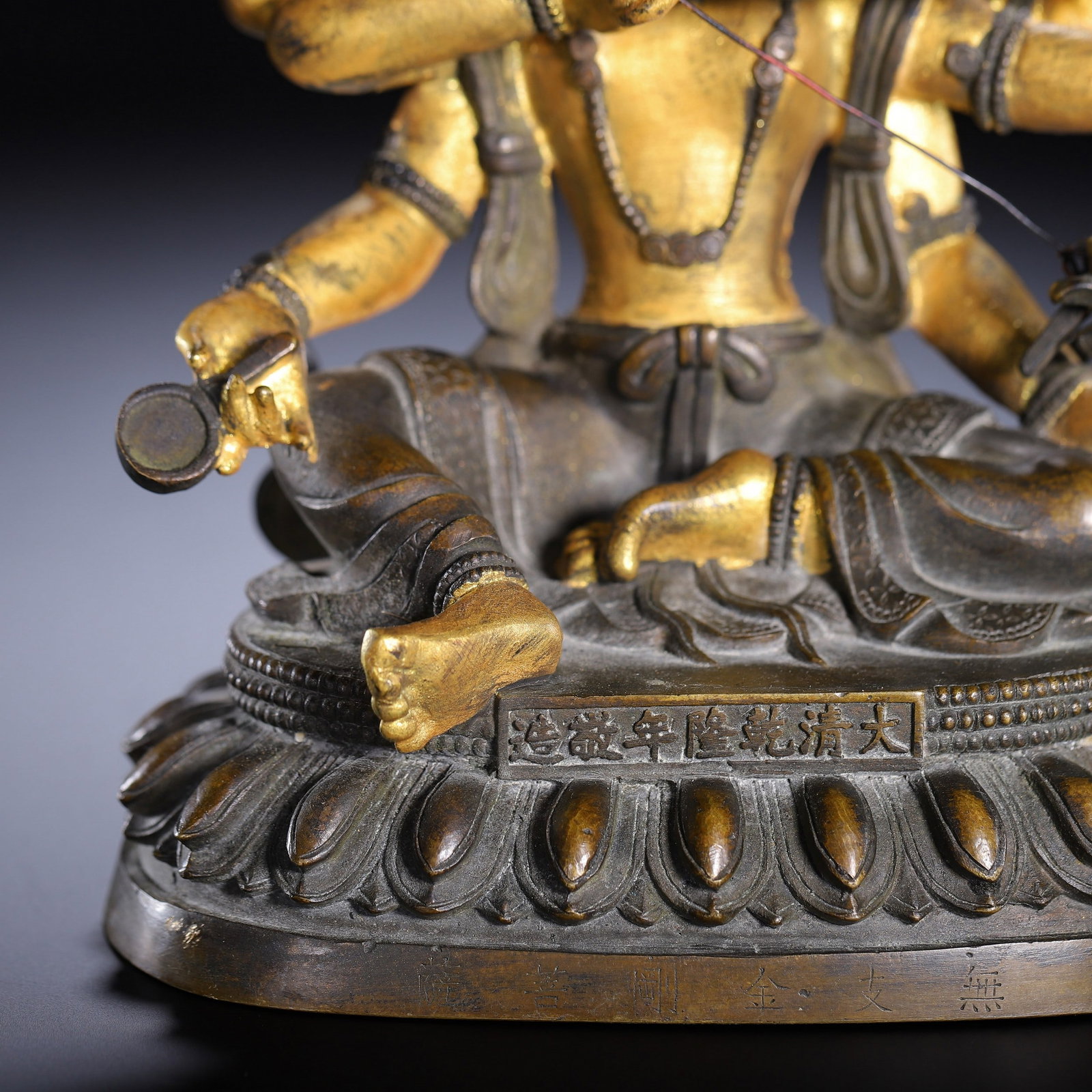 A COPPER BUDDHA STATUE - 4