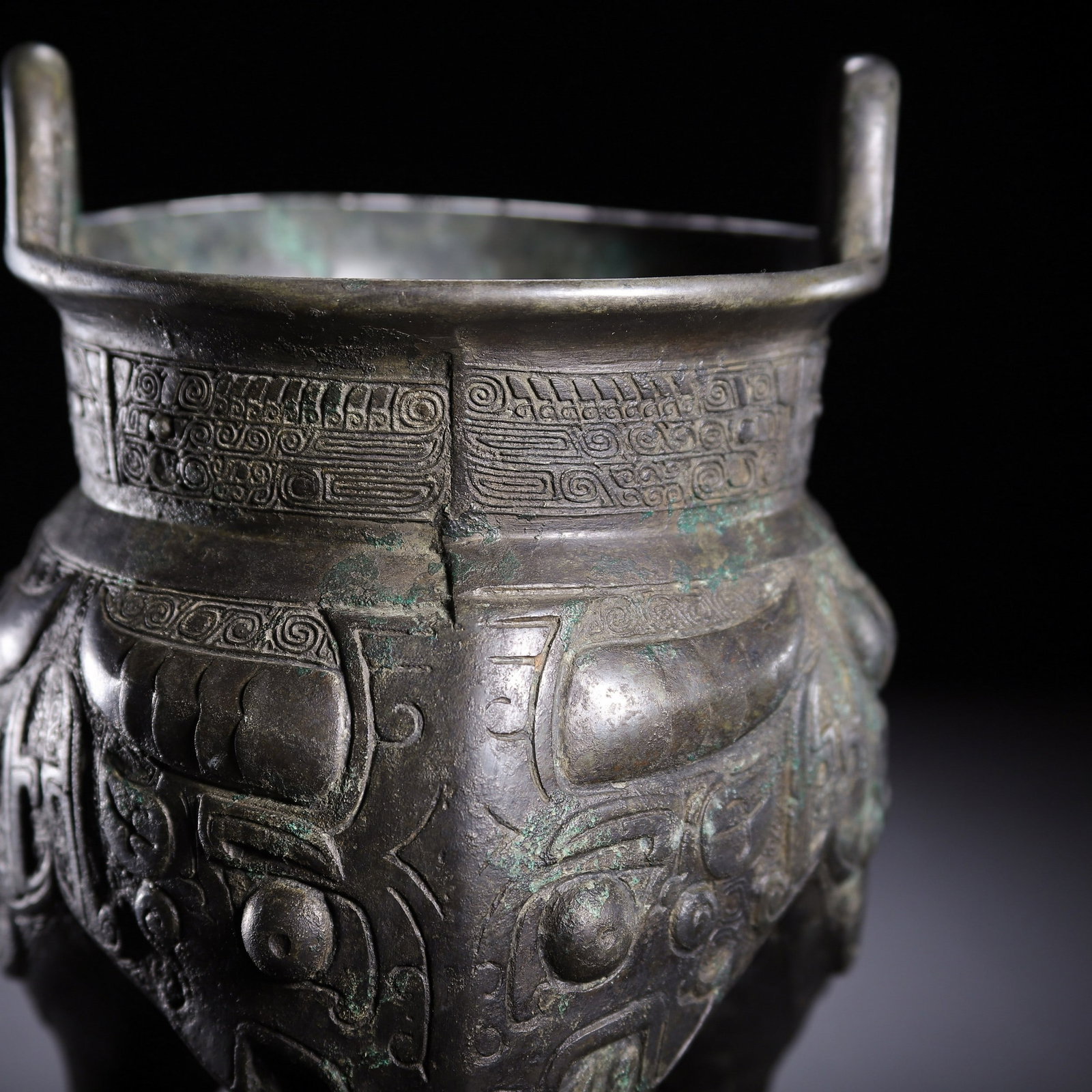 A BRONZE WARE - 3