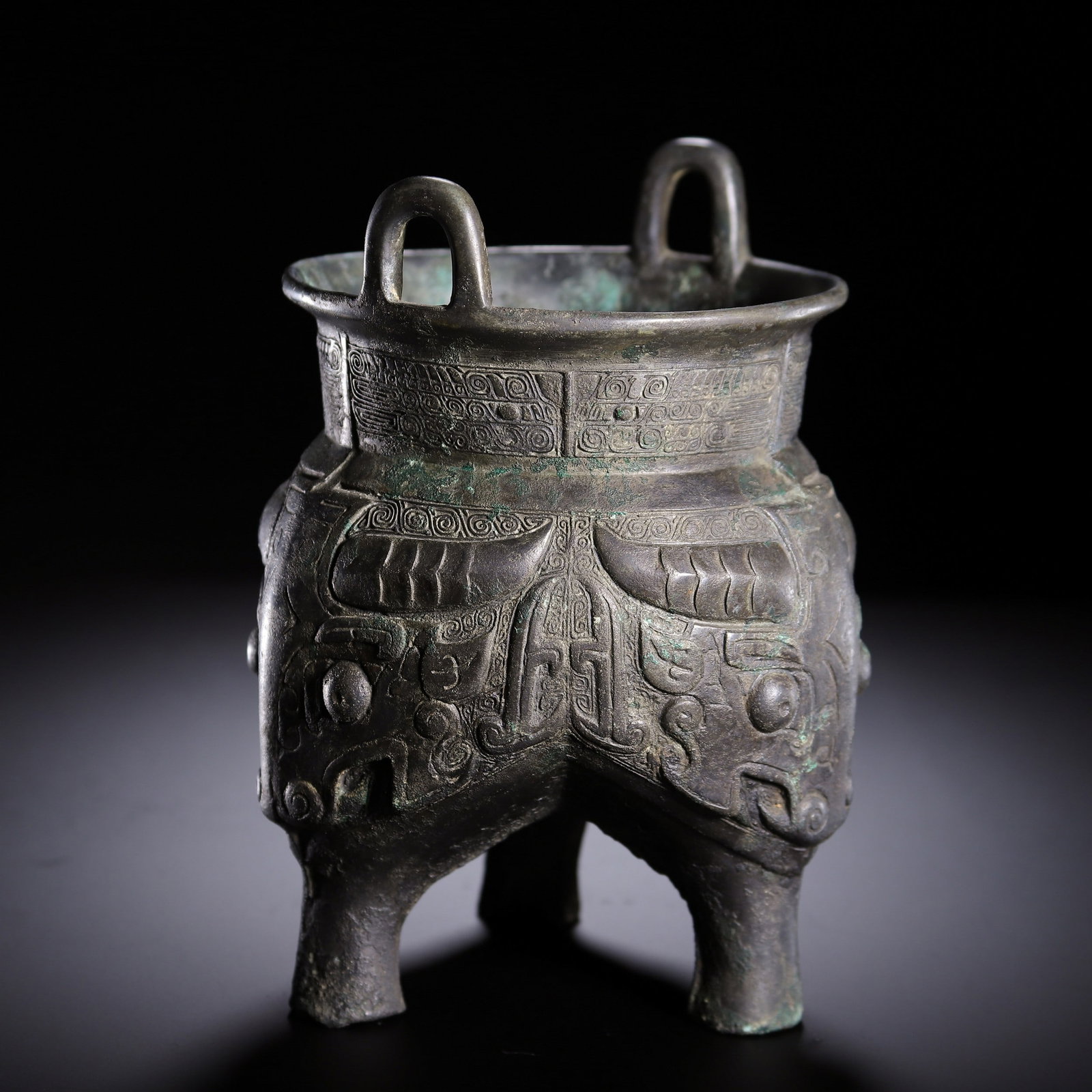 A BRONZE WARE - 5