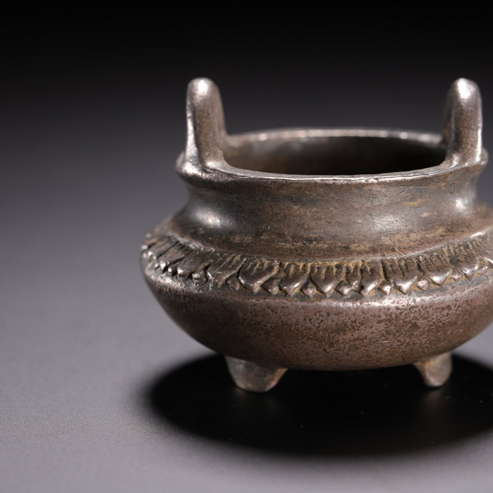 A SILVER INCENSE BURNER - 3
