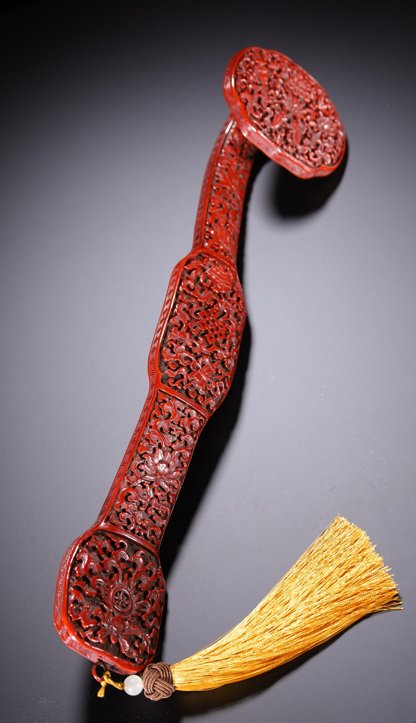 A CARVED LACQUERWARE RUYI - 5