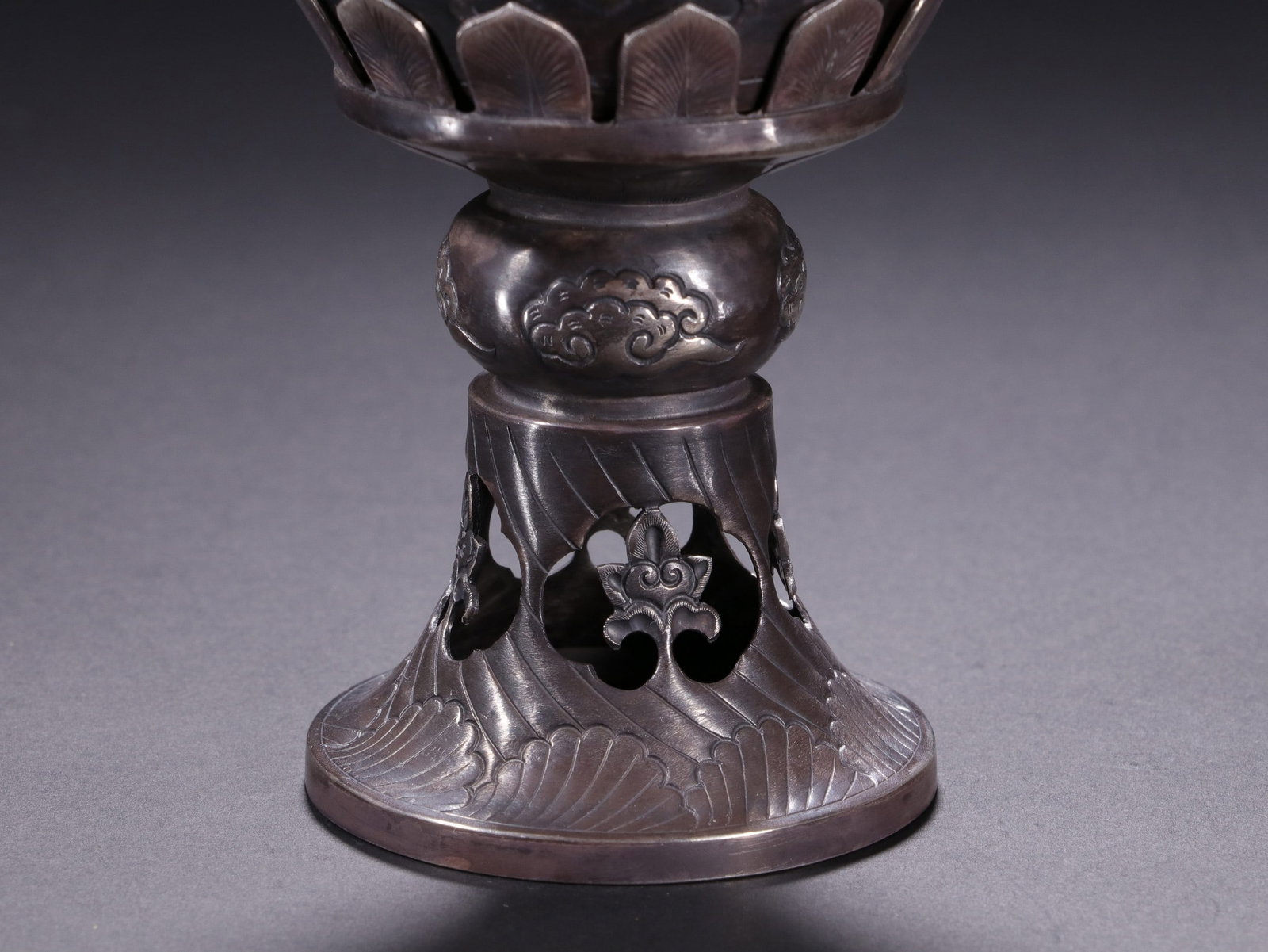 SILVER RELIC PAGODA - 4