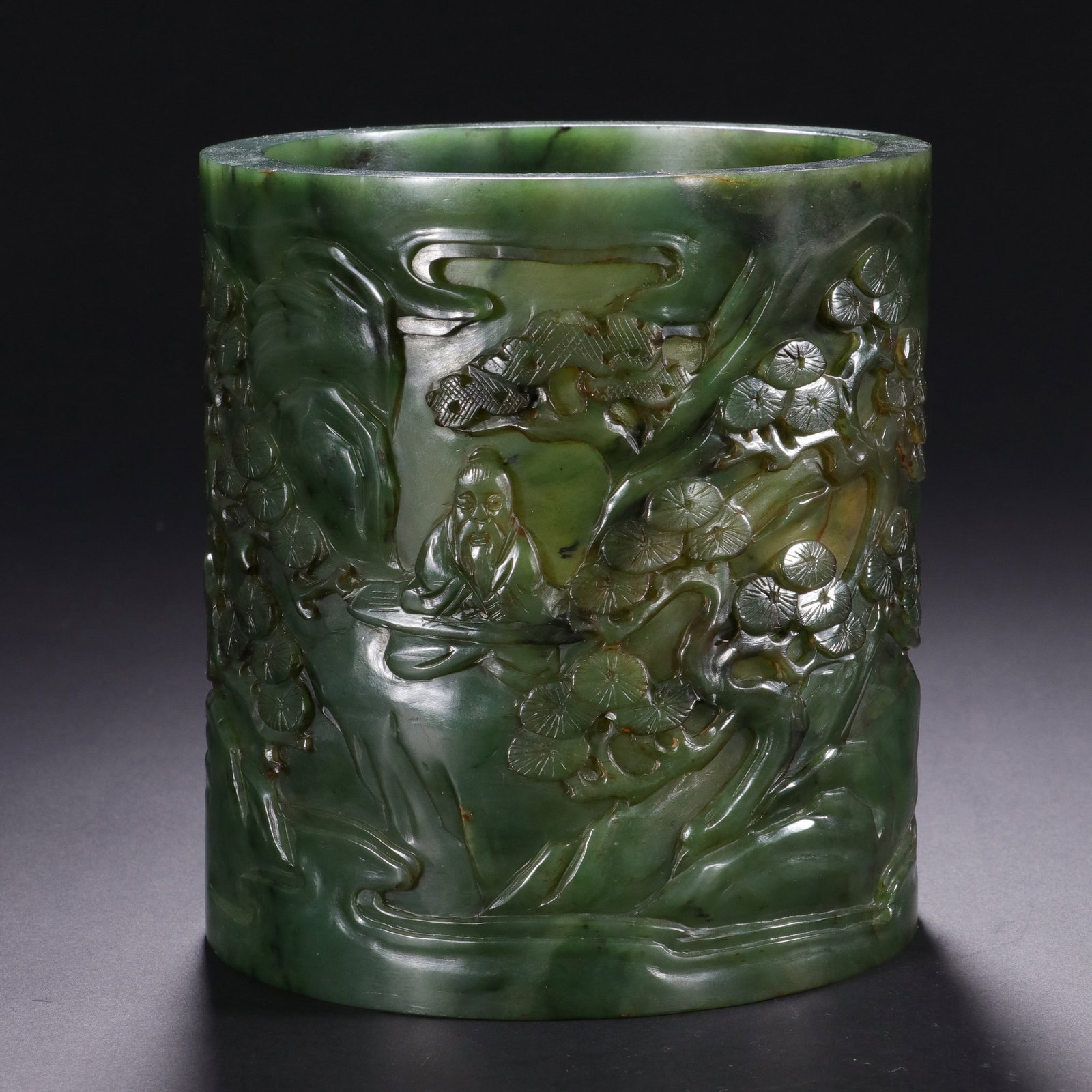 A JADE BRUSH POT: 清 和田碧玉笔筒 A jade brush pot Ht.12cm