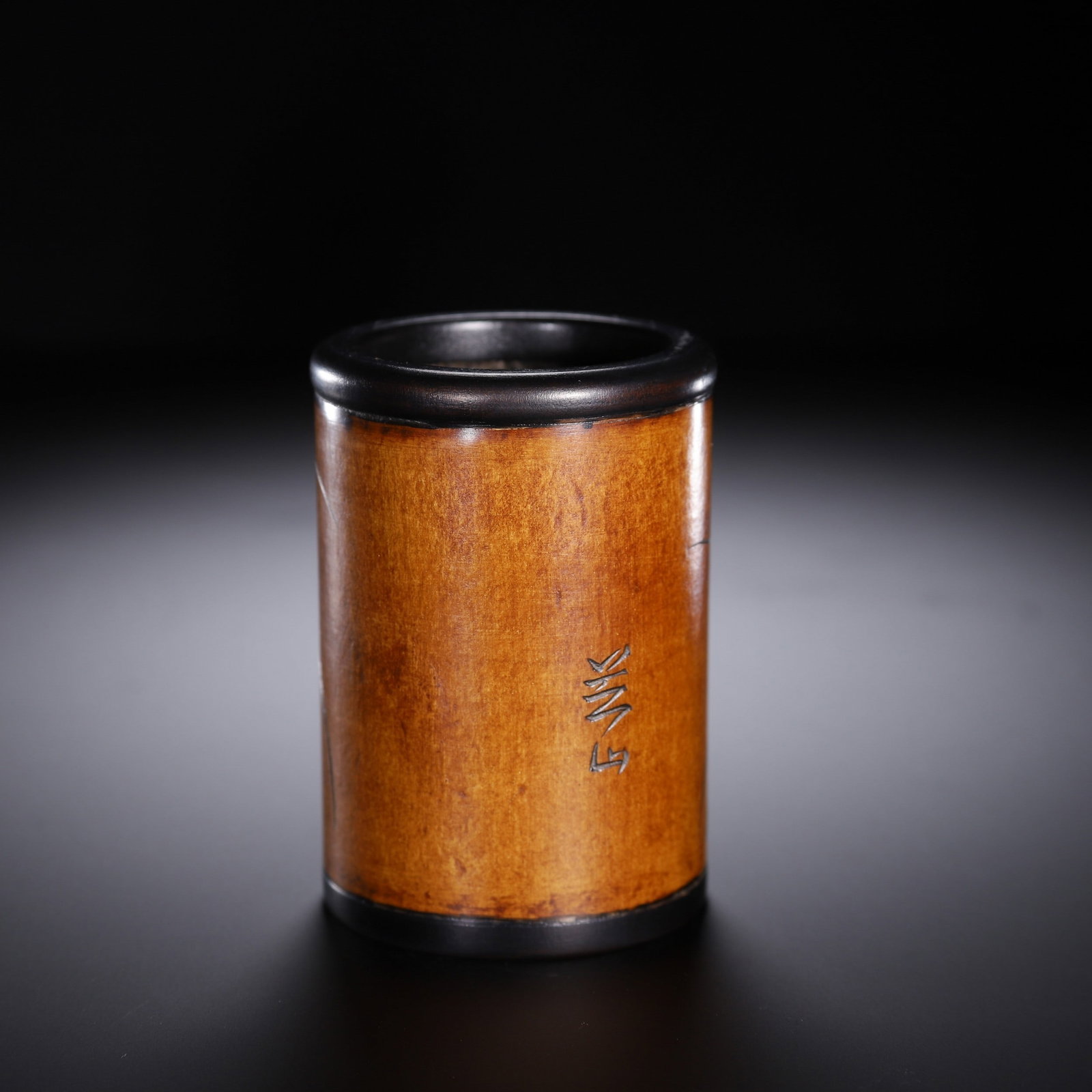 A BRUSH POT - 5