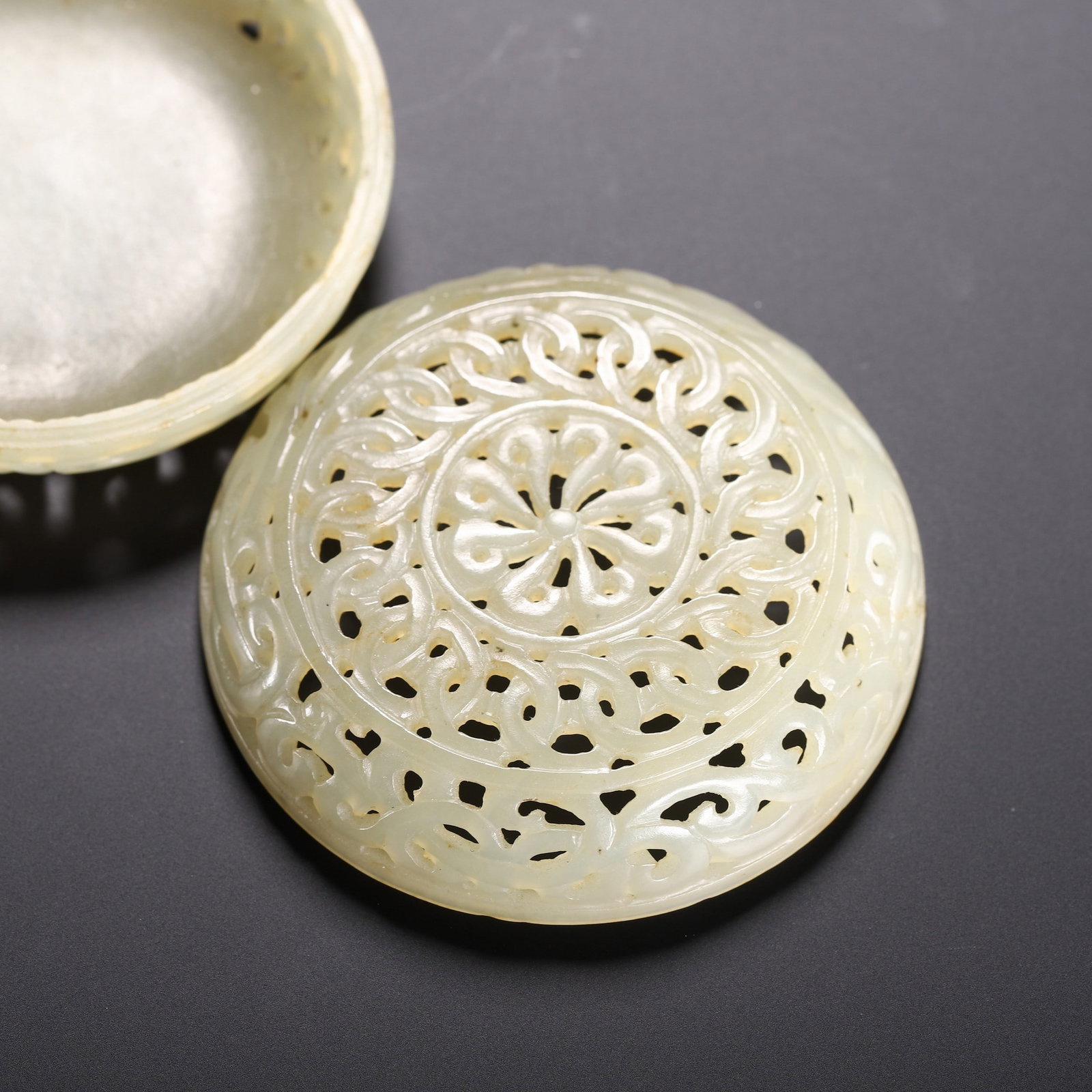 A JADE BOX - 7