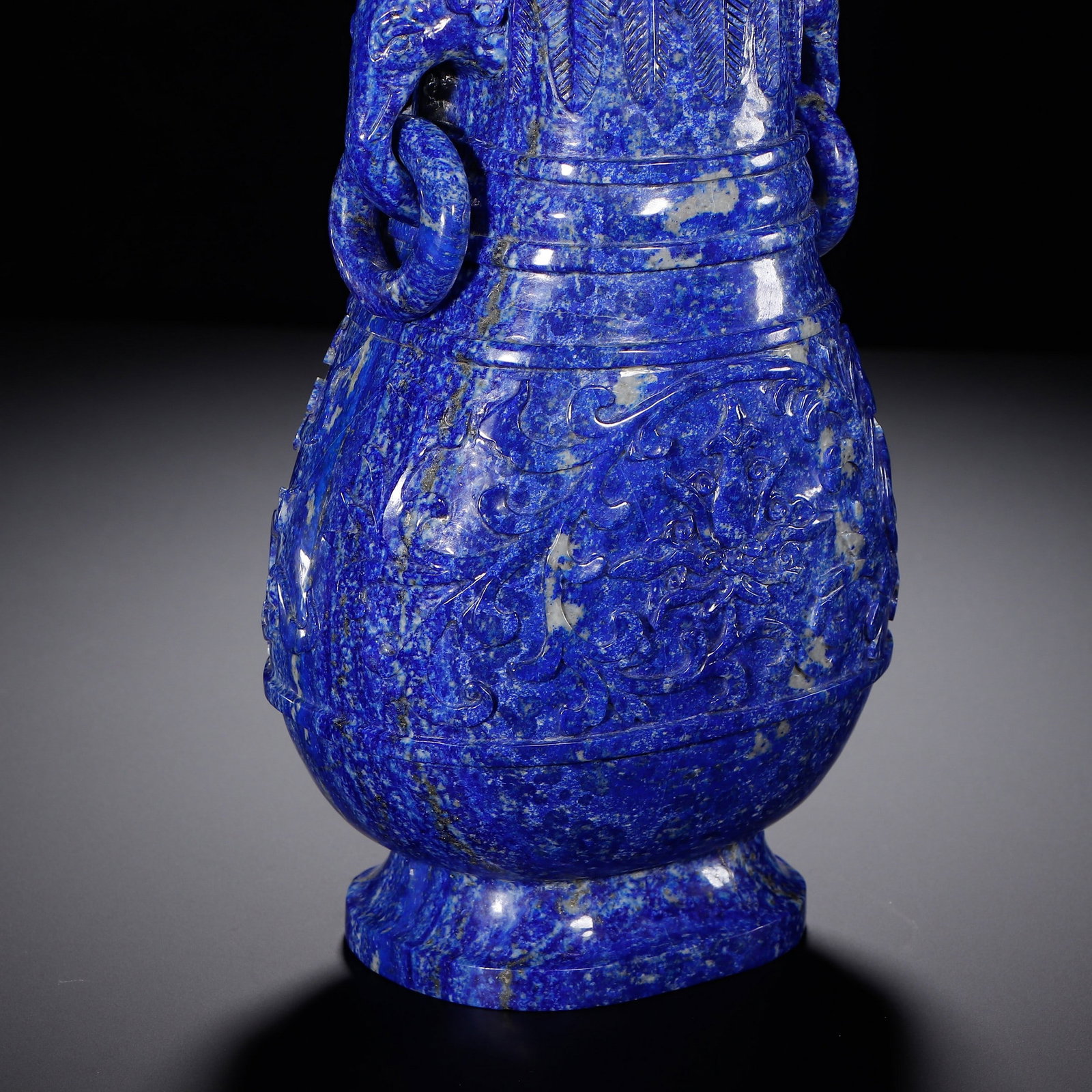 A LAPIS LAZULI VASE - 7