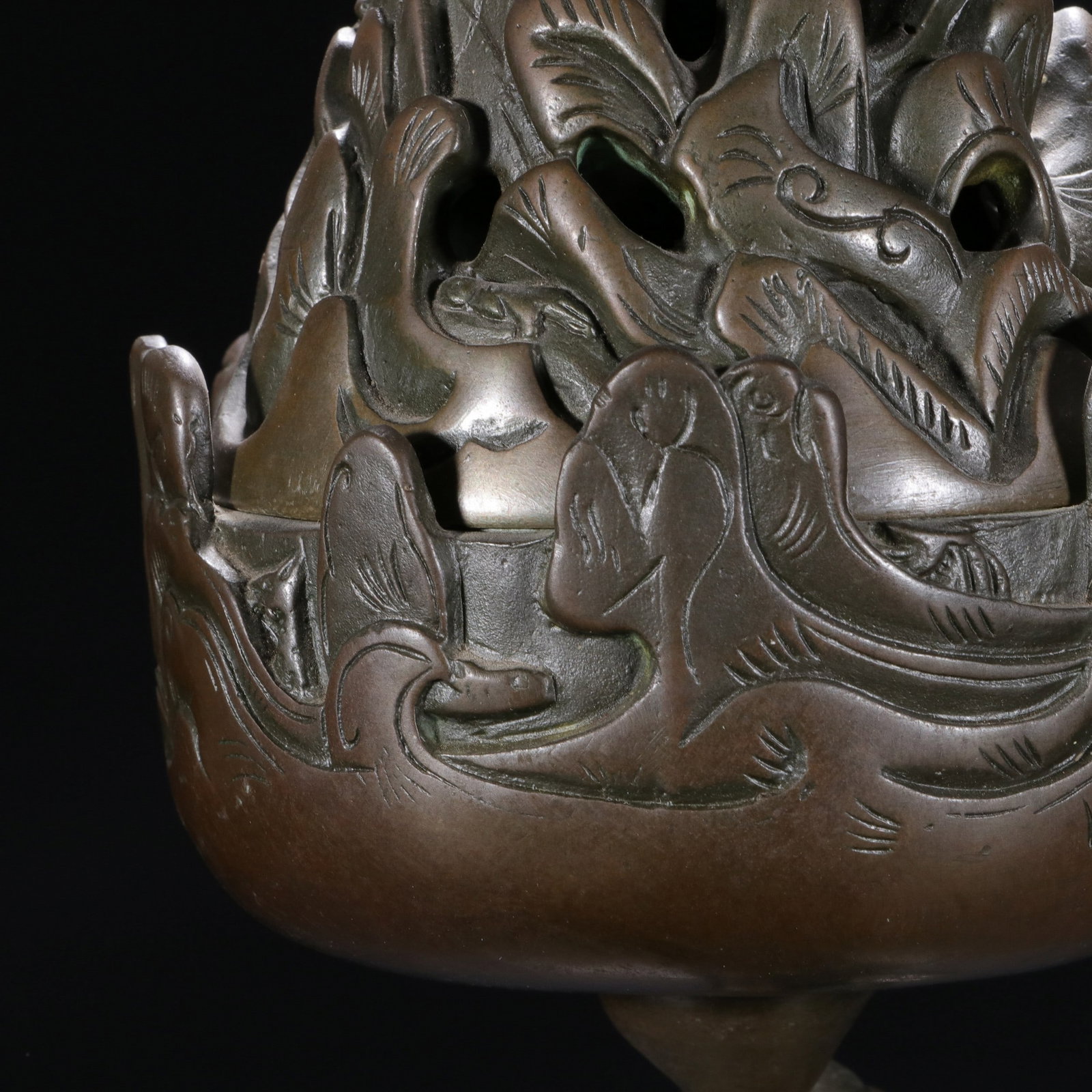 A COPPER INCENSE BURNER - 4