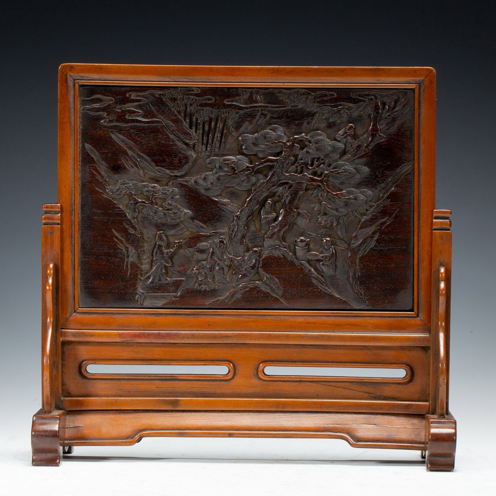 AN AGARWOOD SCREEN: 清 沉香插屏 An agarwood screen Ht.25.5cm