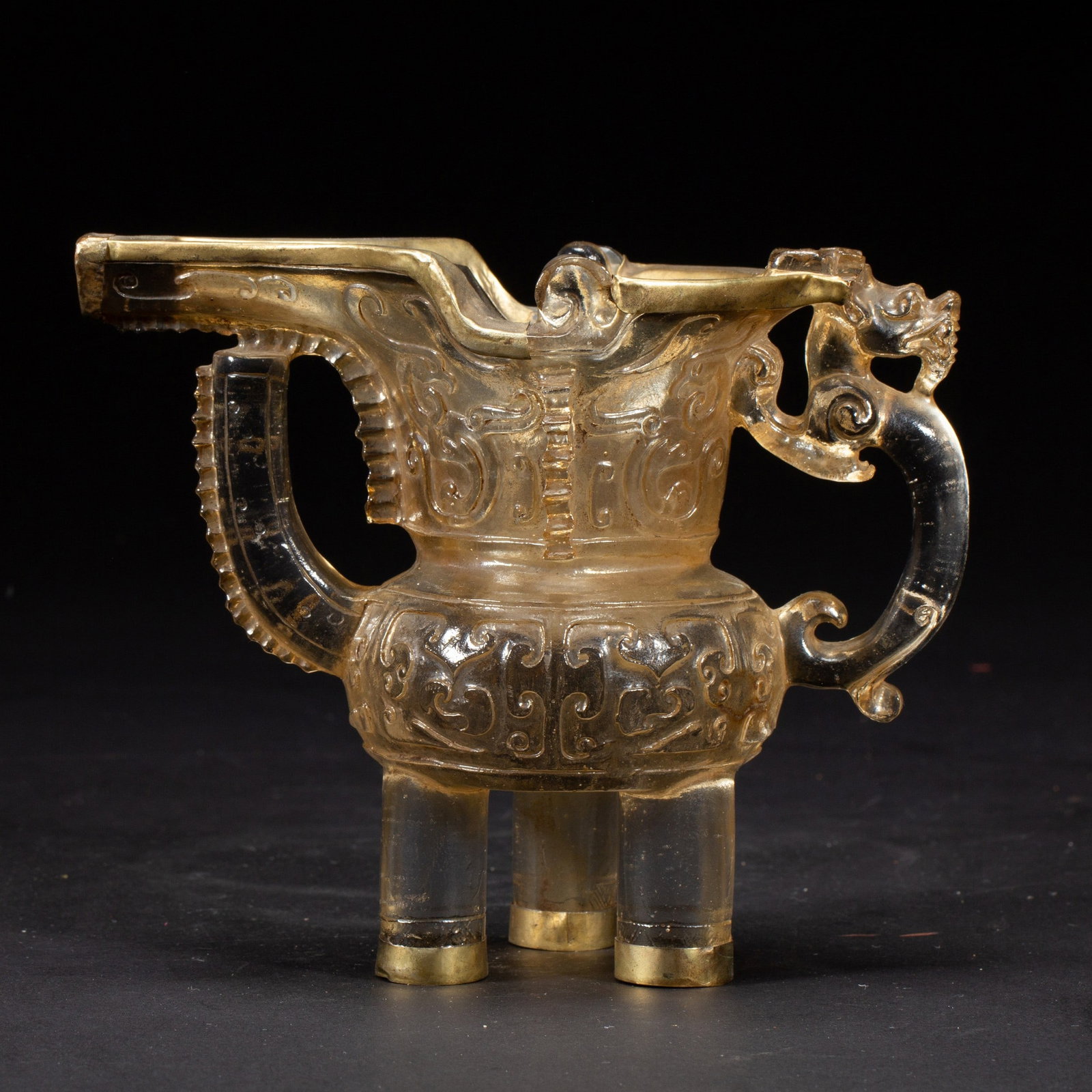 A CRYSTAL CUP: 清 水晶包金杯 A crystal cup Lg.14.5cm
