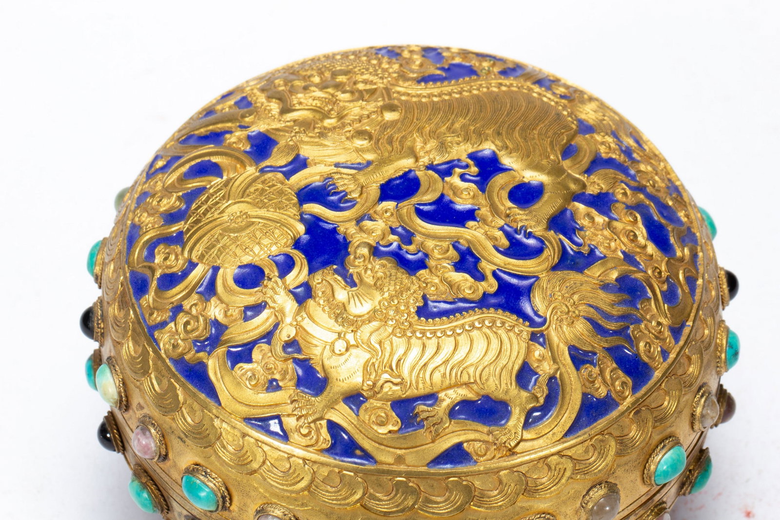 A COPPER GILDING BOX - 2