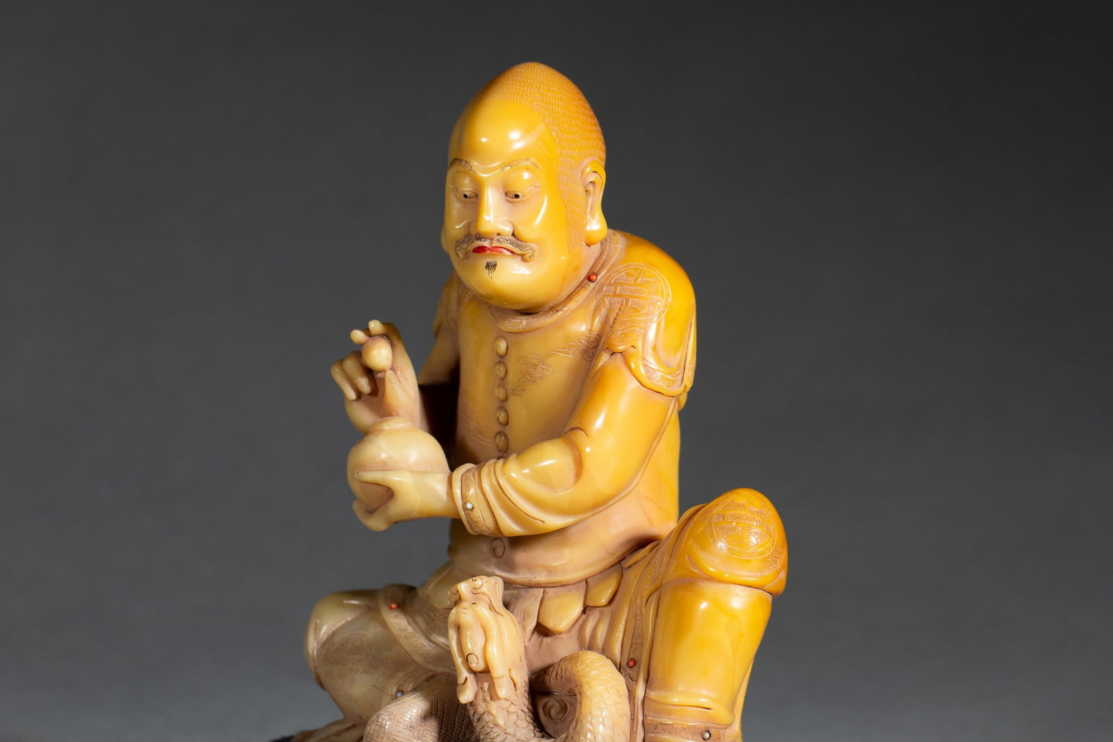 A SHOUSHAN FIGURE - 6