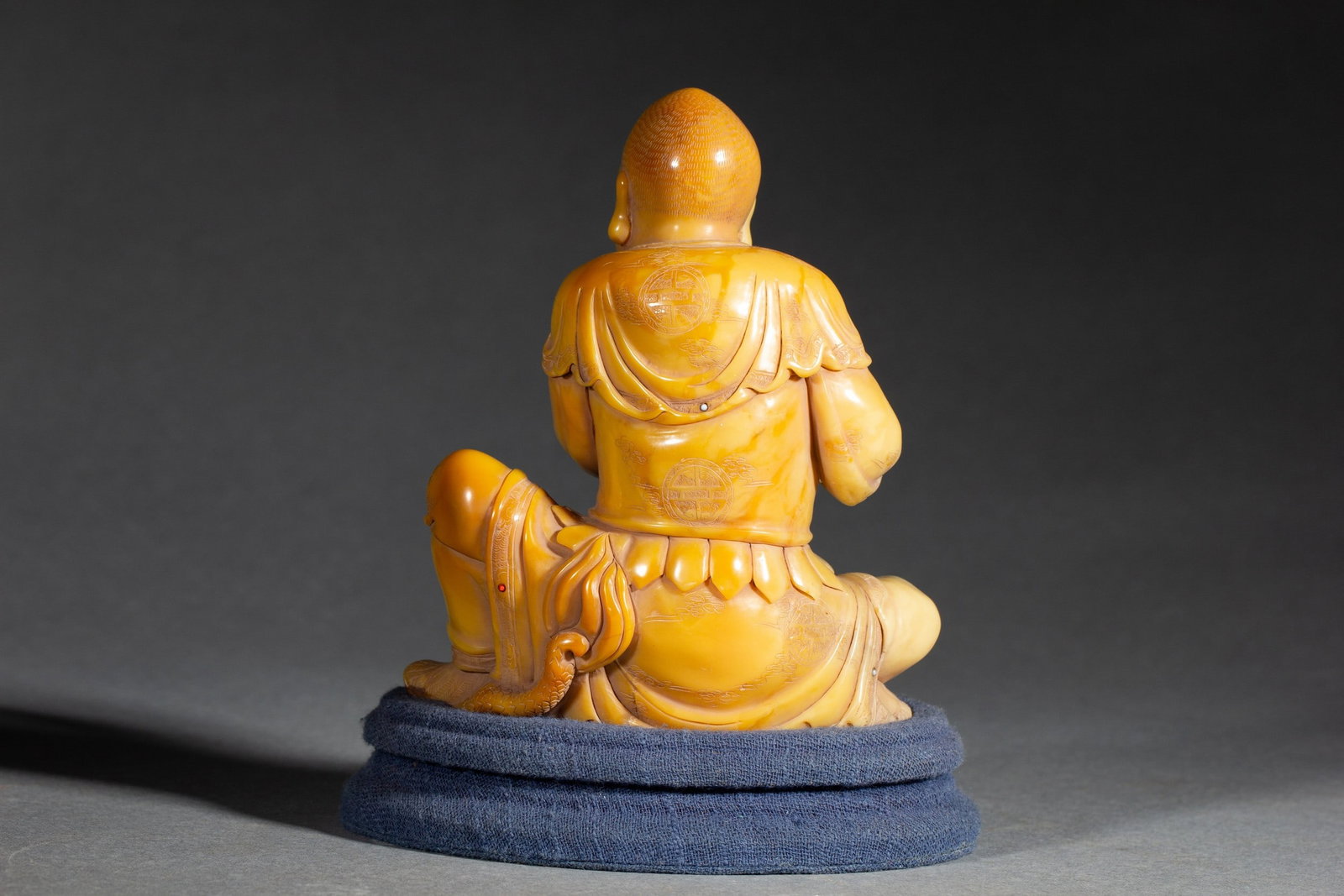 A SHOUSHAN FIGURE - 7