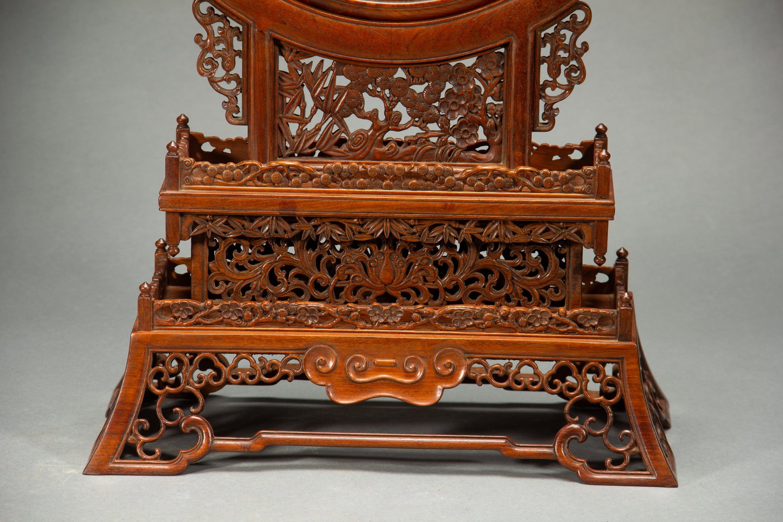 A HUANGHUALI SCREEN - 5
