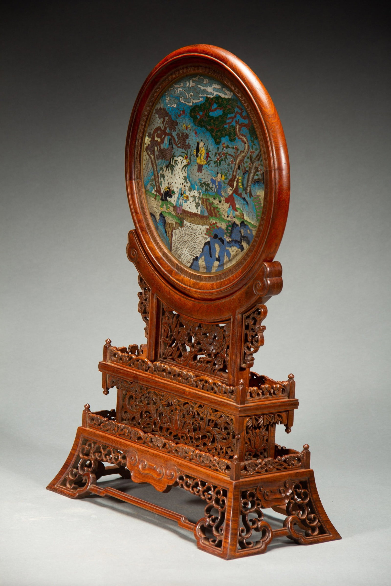 A HUANGHUALI SCREEN - 6