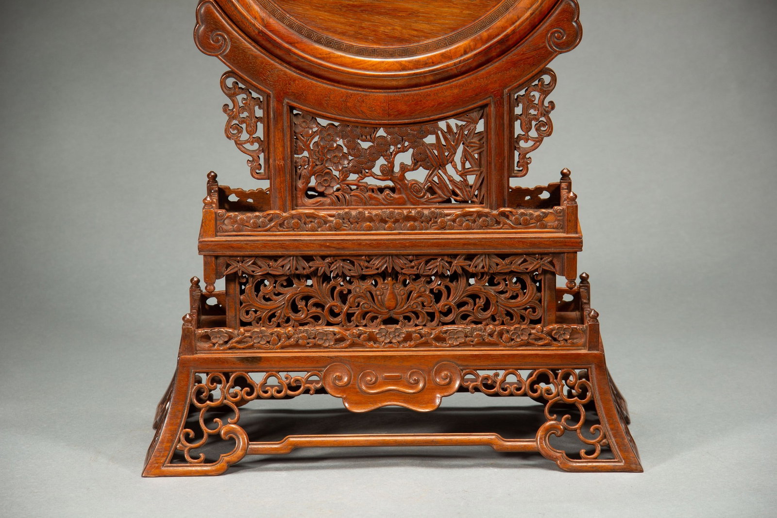 A HUANGHUALI SCREEN - 8